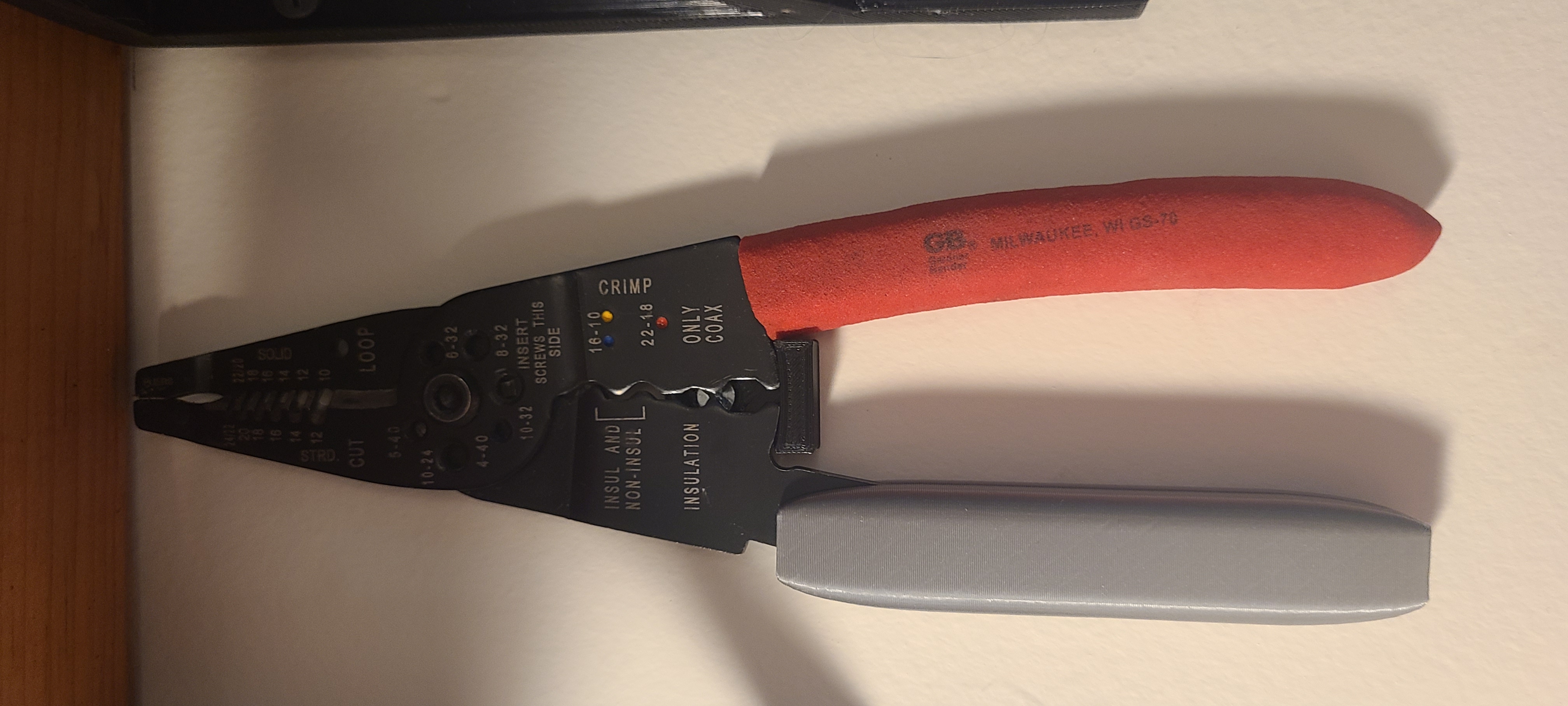 Wire Stripper/crimper wall mount
