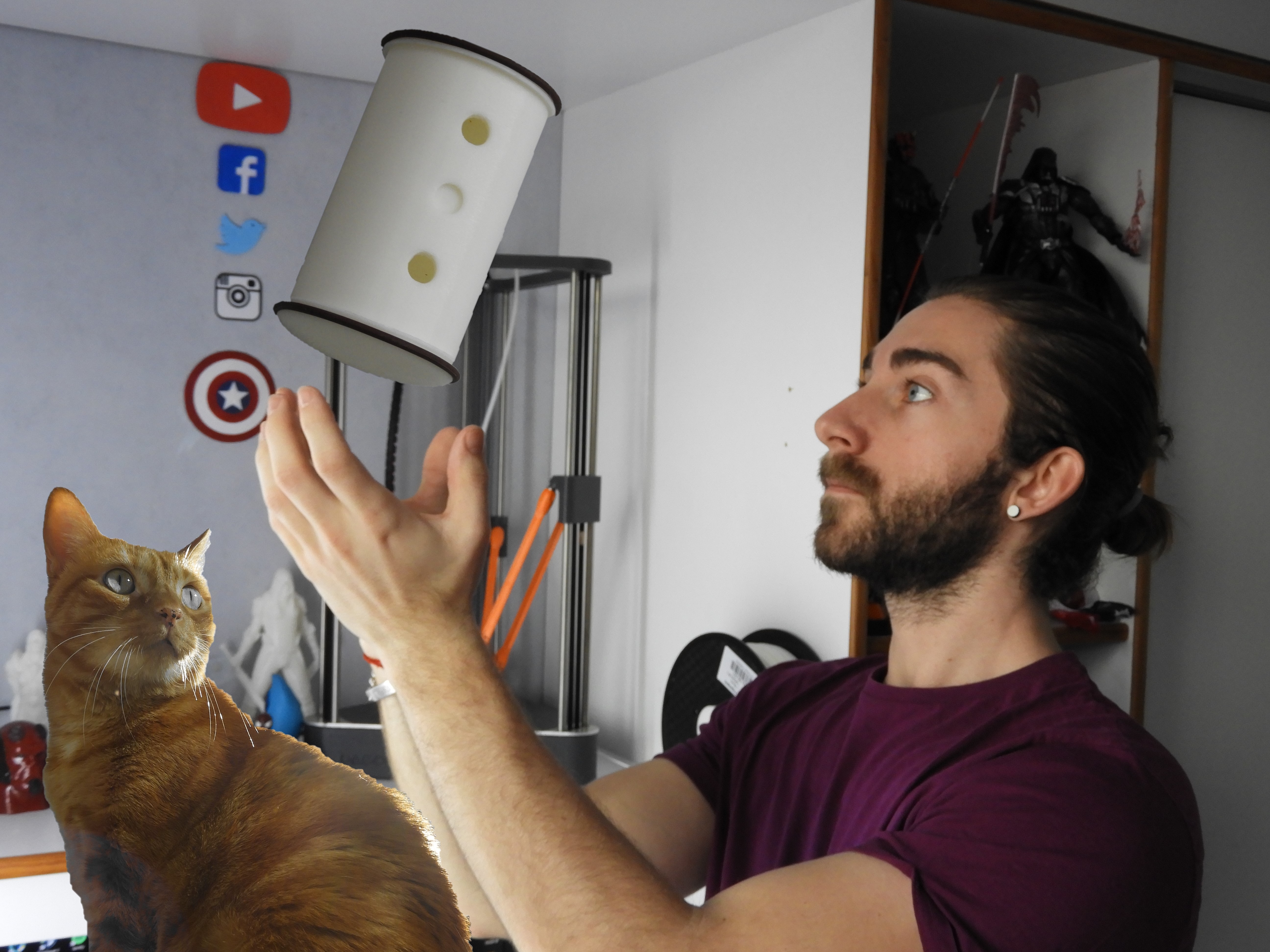 Pet Food Dispenser