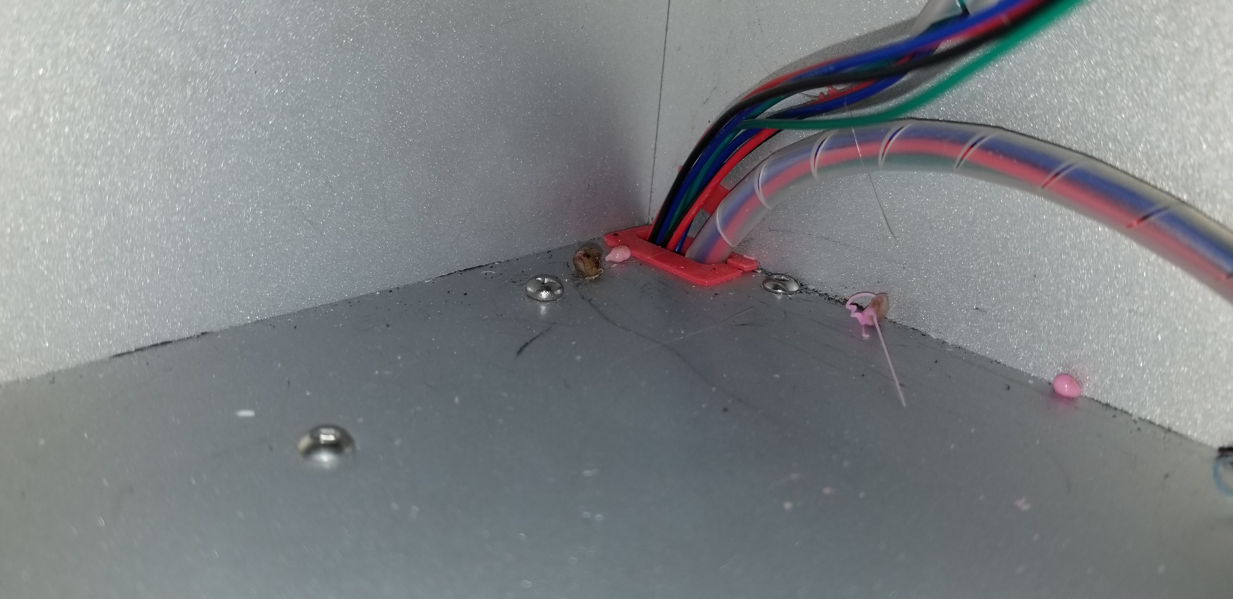 Bibo wire grommet