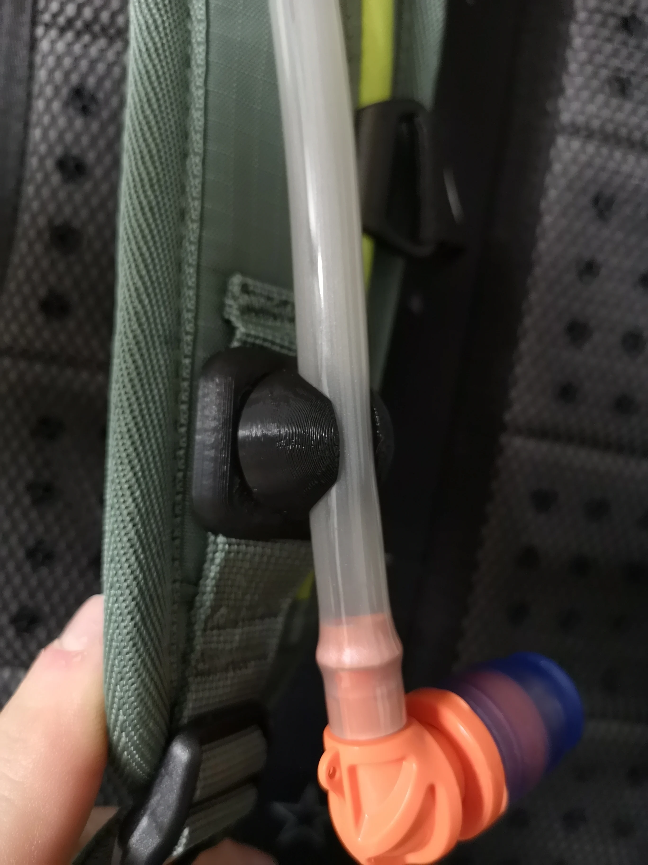 Magnet Clip Hydrapak Drink Hydration Reservoir EVOC Enduro