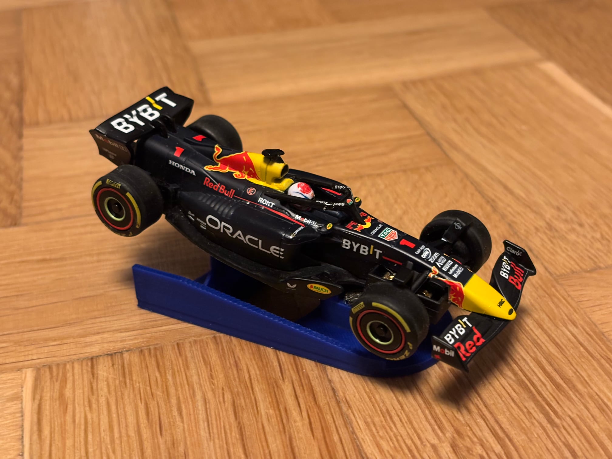 1:43 Slot Car Stand Carrera Go