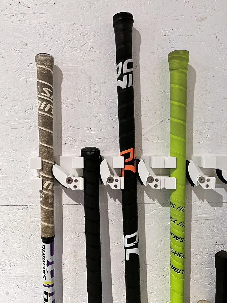 Hocky/Bandy stick wallhanger (self-locking)
