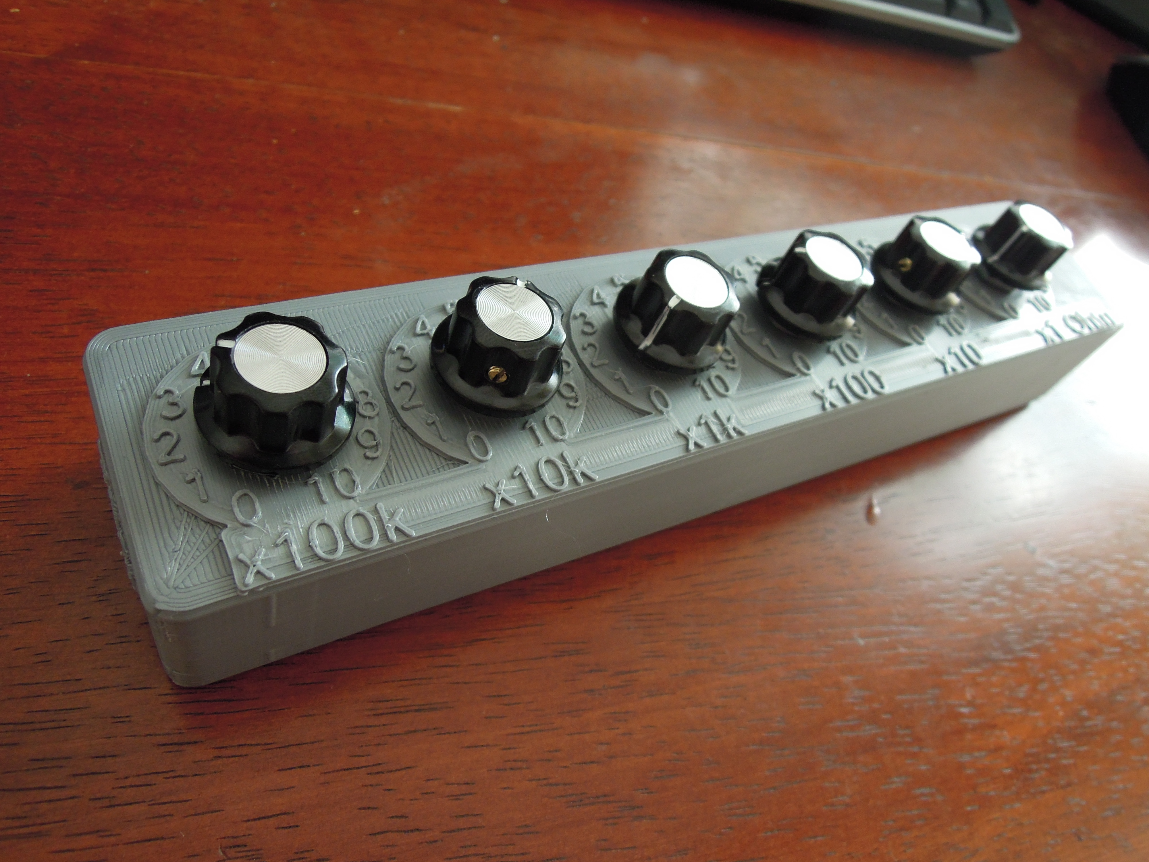 Resistive Decade