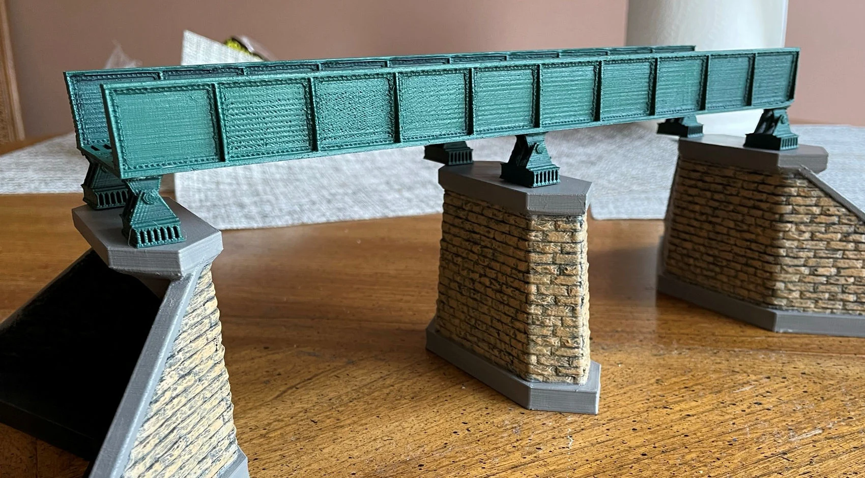 Girder Bridge with Shoes HO scale