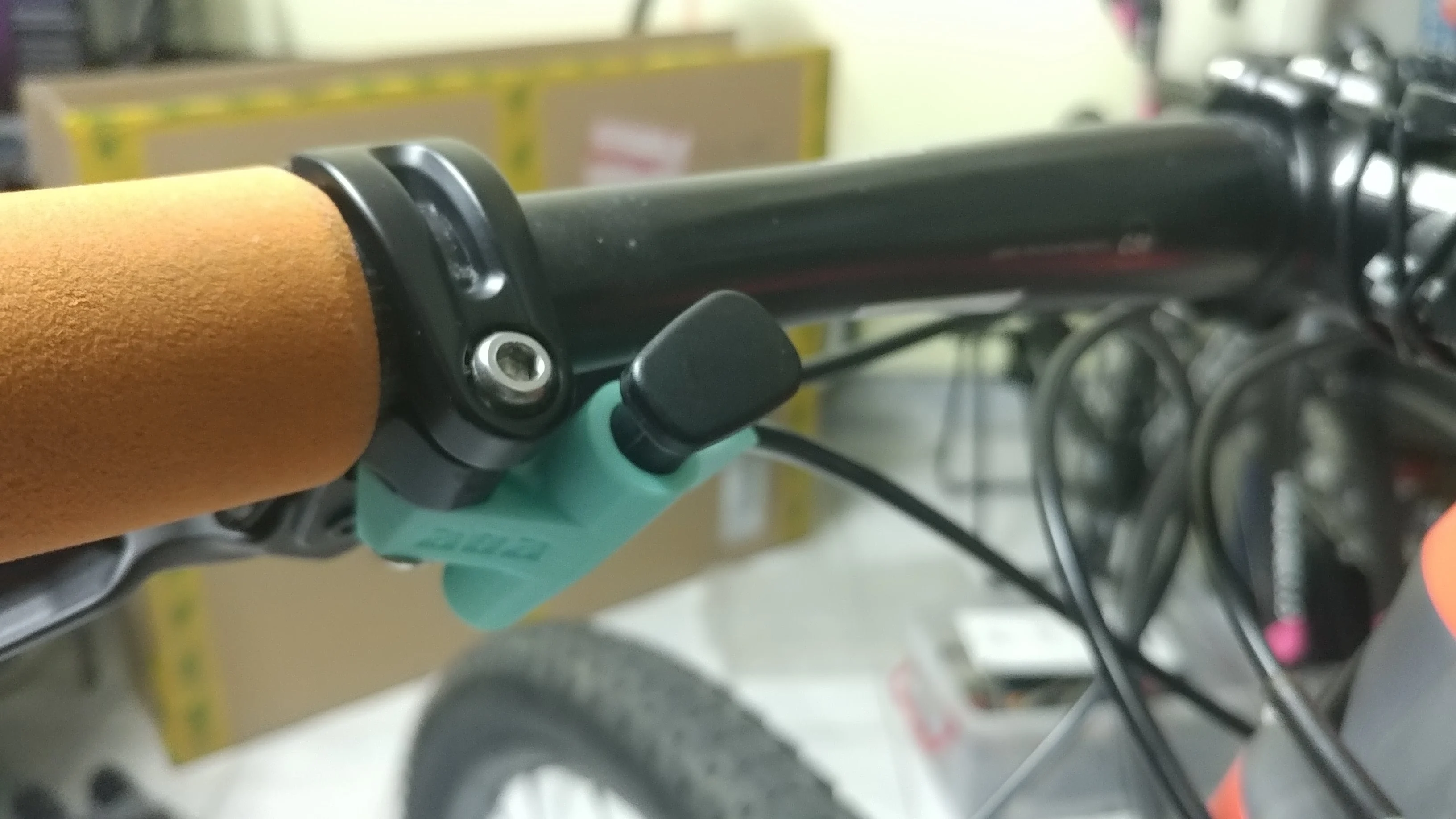 RockShox control for Shimano XT I-Spec B