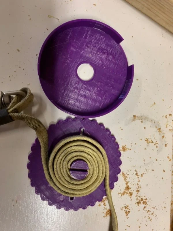 Parametric shock cord winder for model rocketry