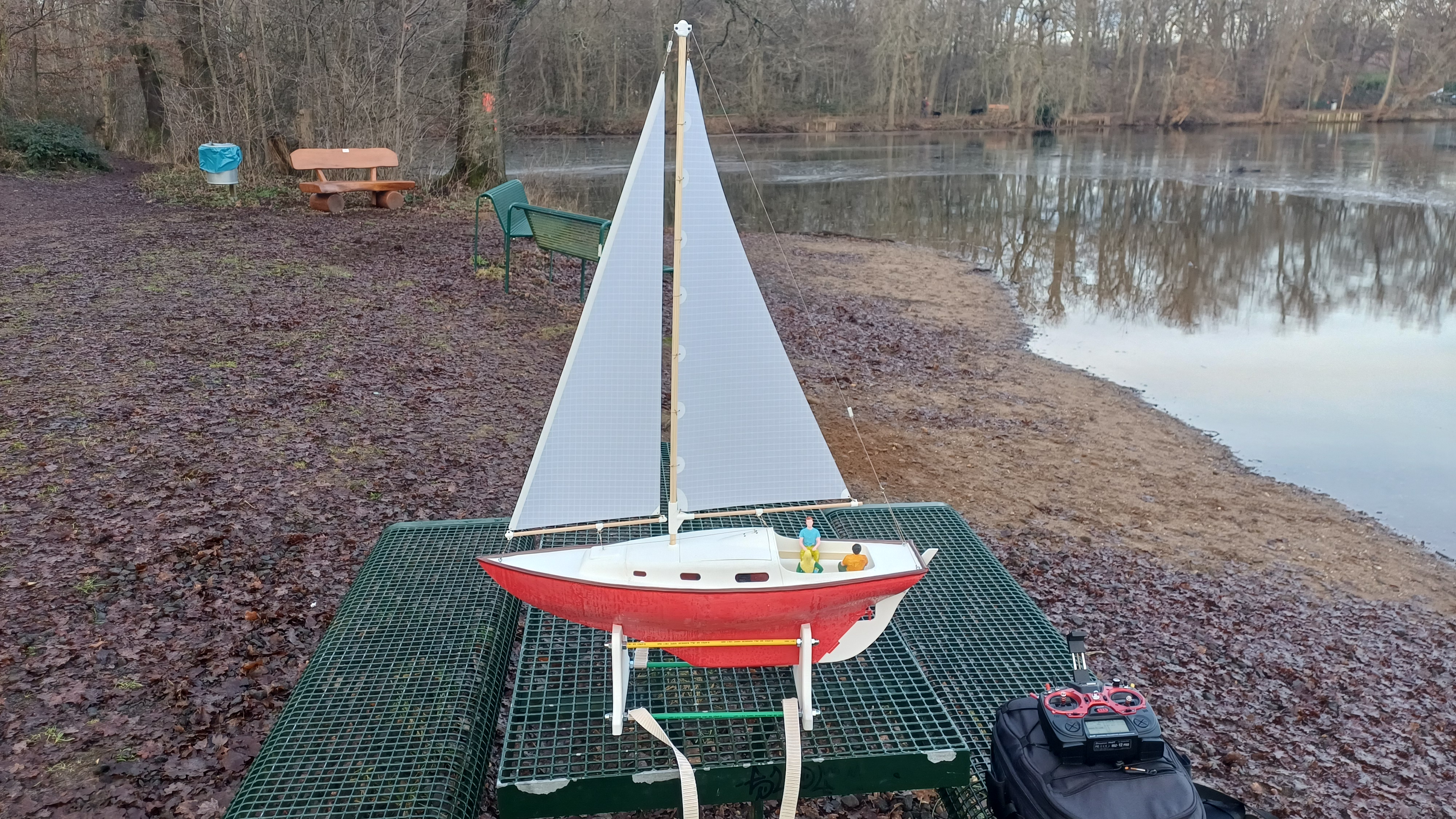 Contessa 26 - RC Modell Segelboot - model sailboat