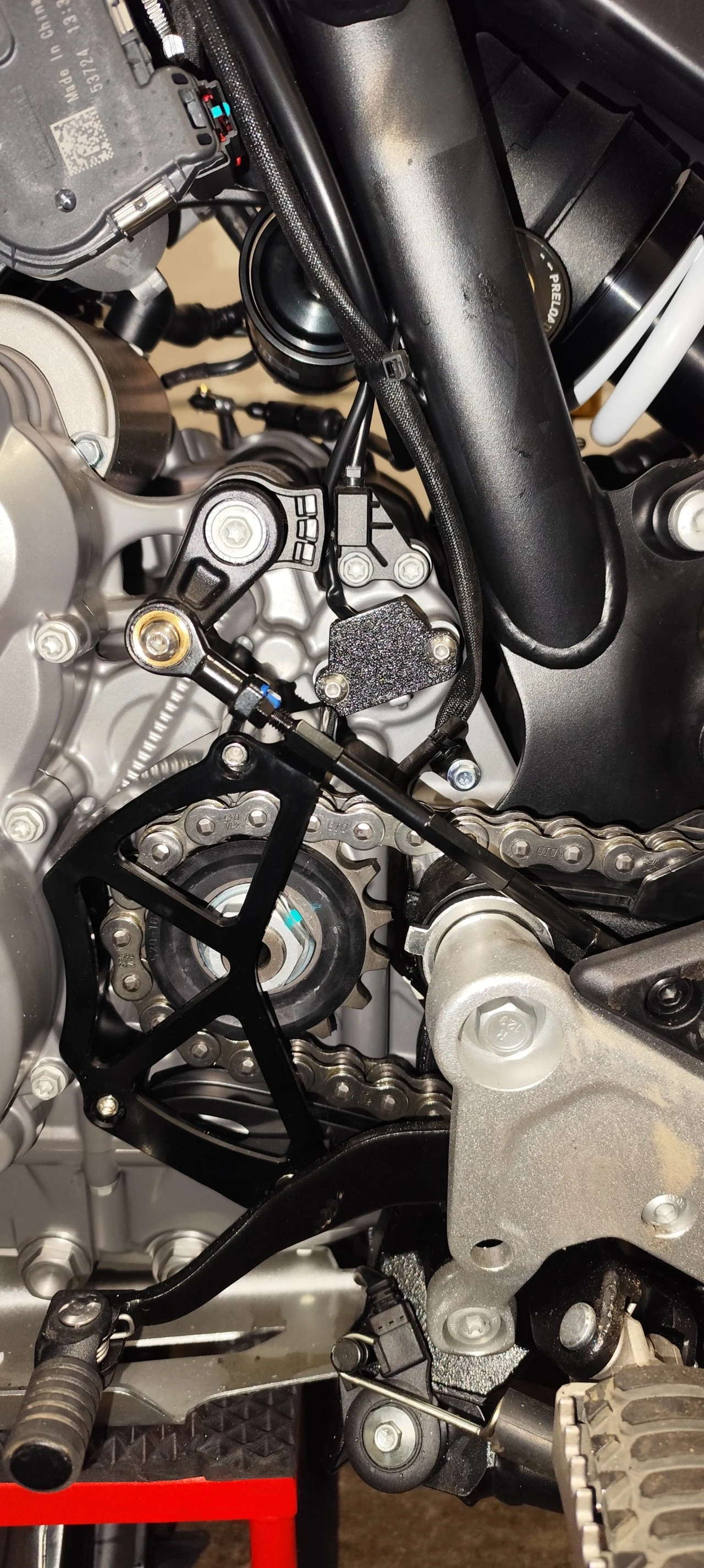CFMOTO 800 MT-X Gear Position Sensor Cover and Spacer