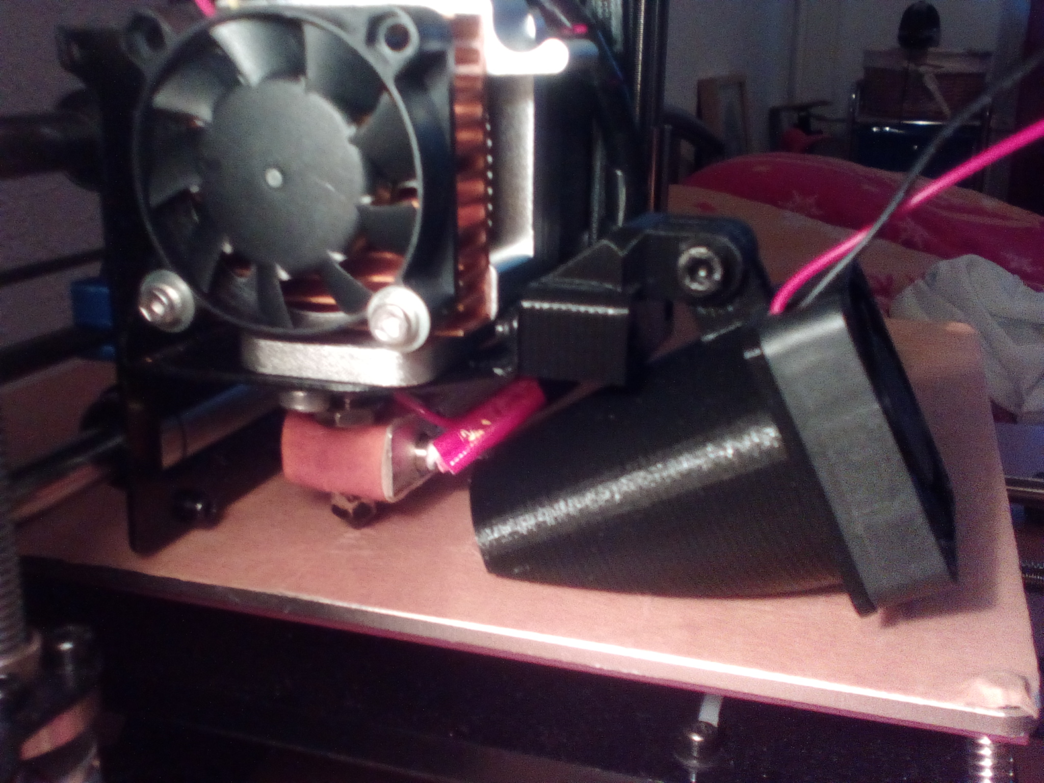 Fan funel mount for MK8 metal holder