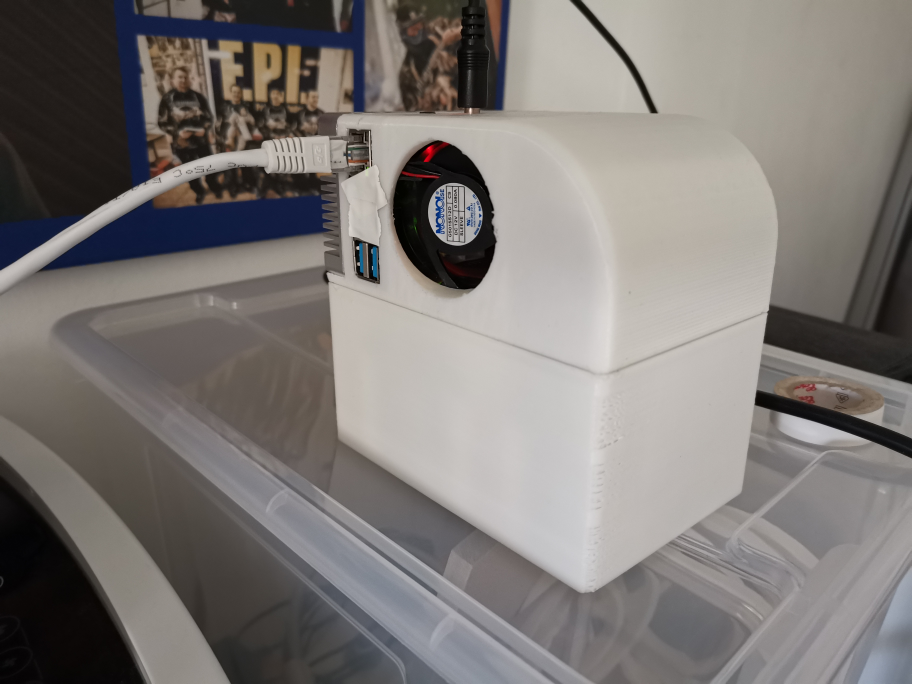 NanoNAS - Compact NanoPi M4 3-bay or 4-bay DiskStation - SATA NAS (fully printable)