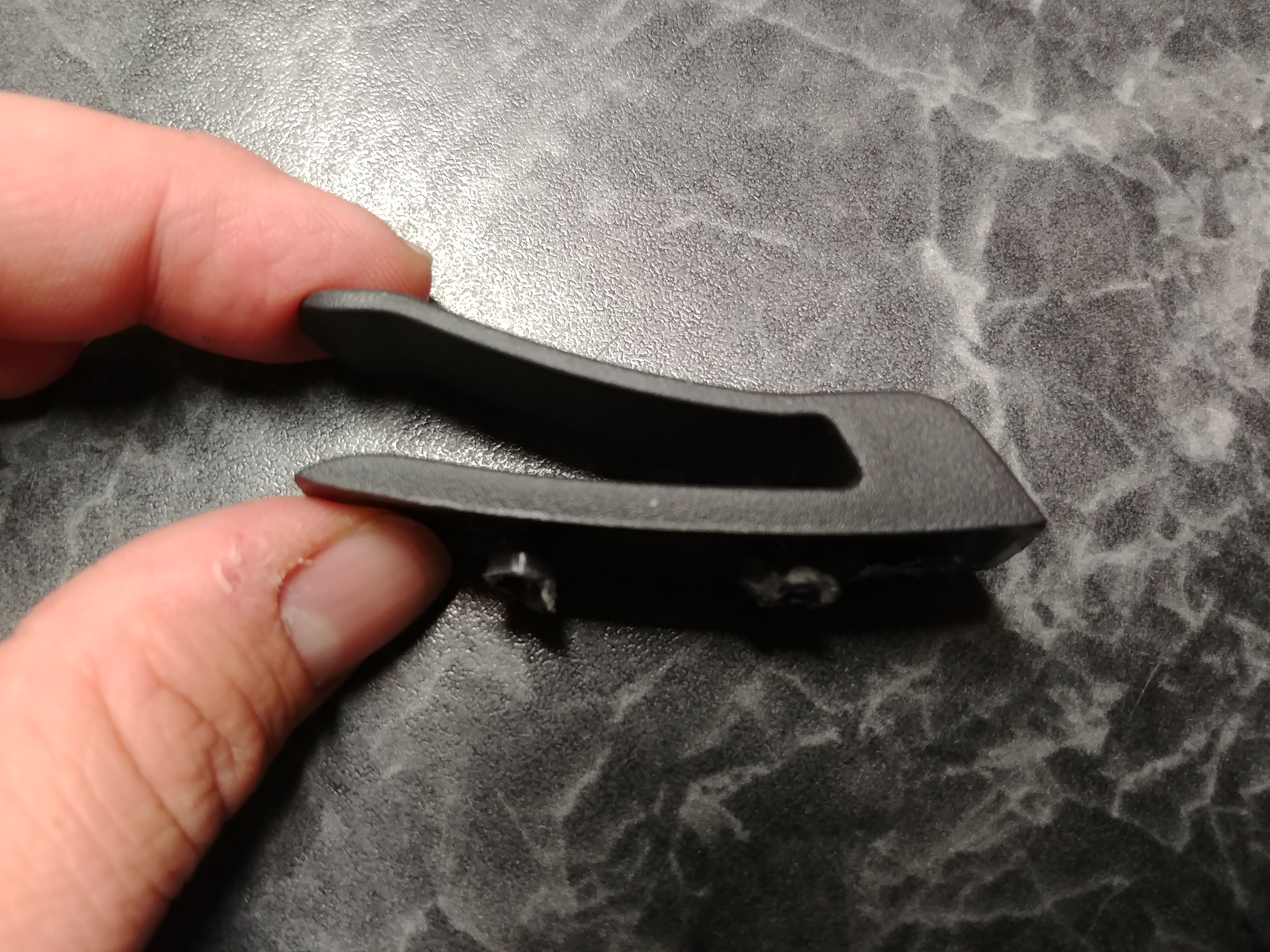 Dacia Lodgy Gurt Halteclip dritte Reihe