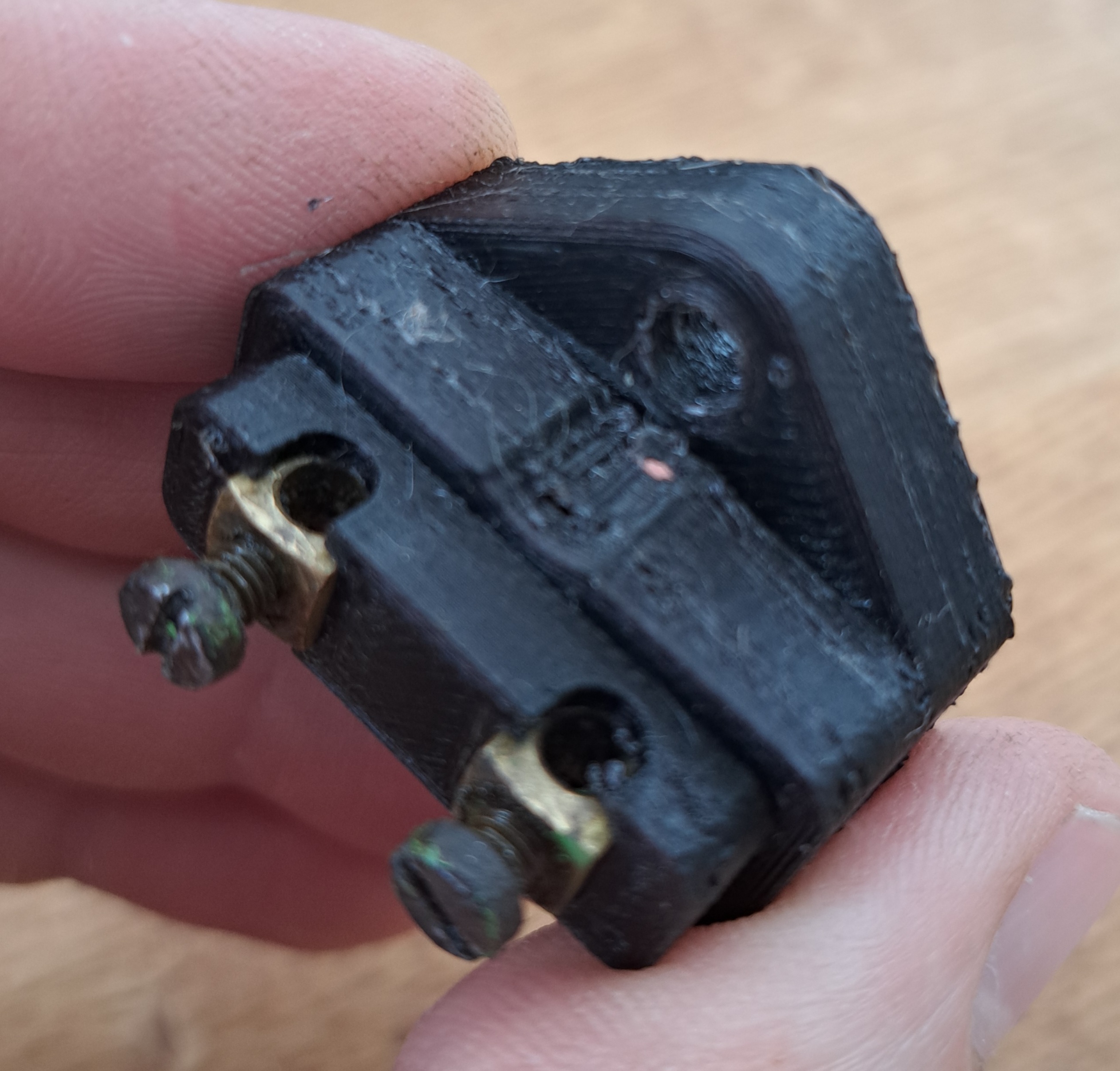 Hella 71/14 6G compatible housing for brakelight switch / kompatibles Gehäuse für Bremslichtschalter