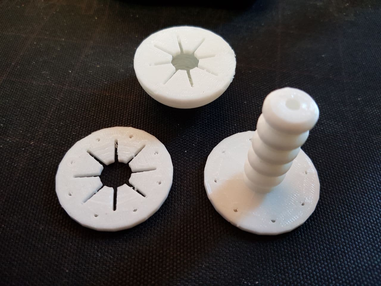 Height adjustable snap fastener