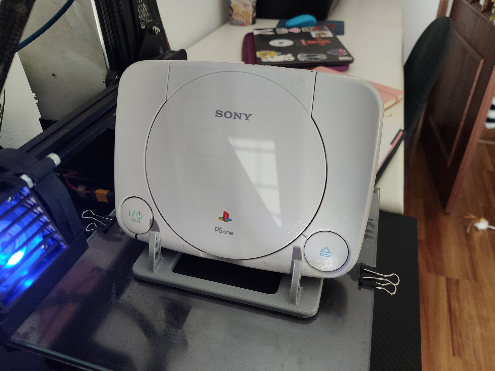 PSOne Vertical Stand