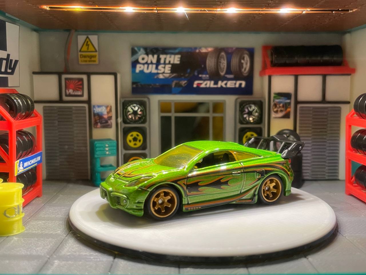 Need for Speed Underground 2 Garage Turntable