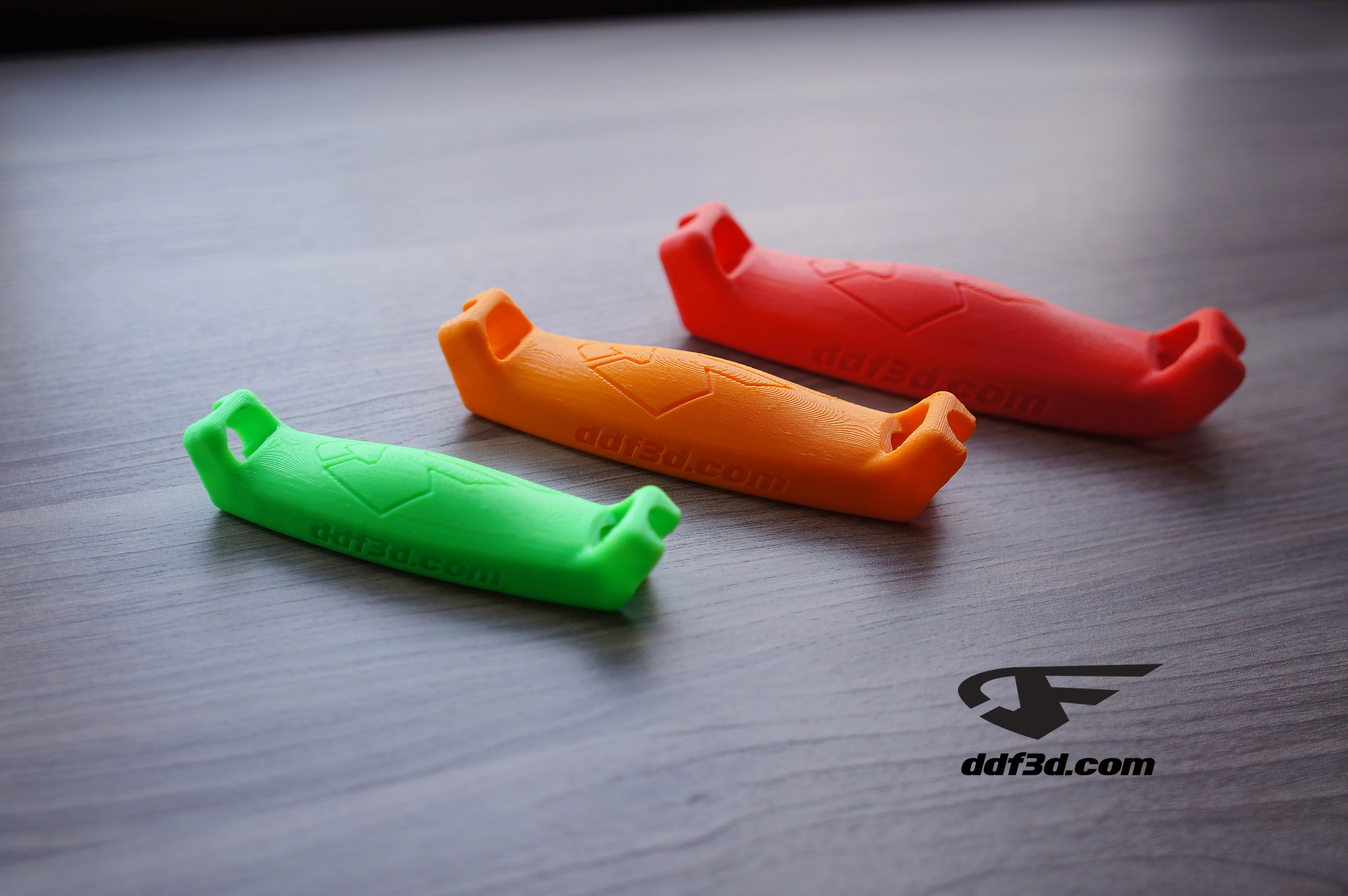 comfortable plastic shopping bag handle
