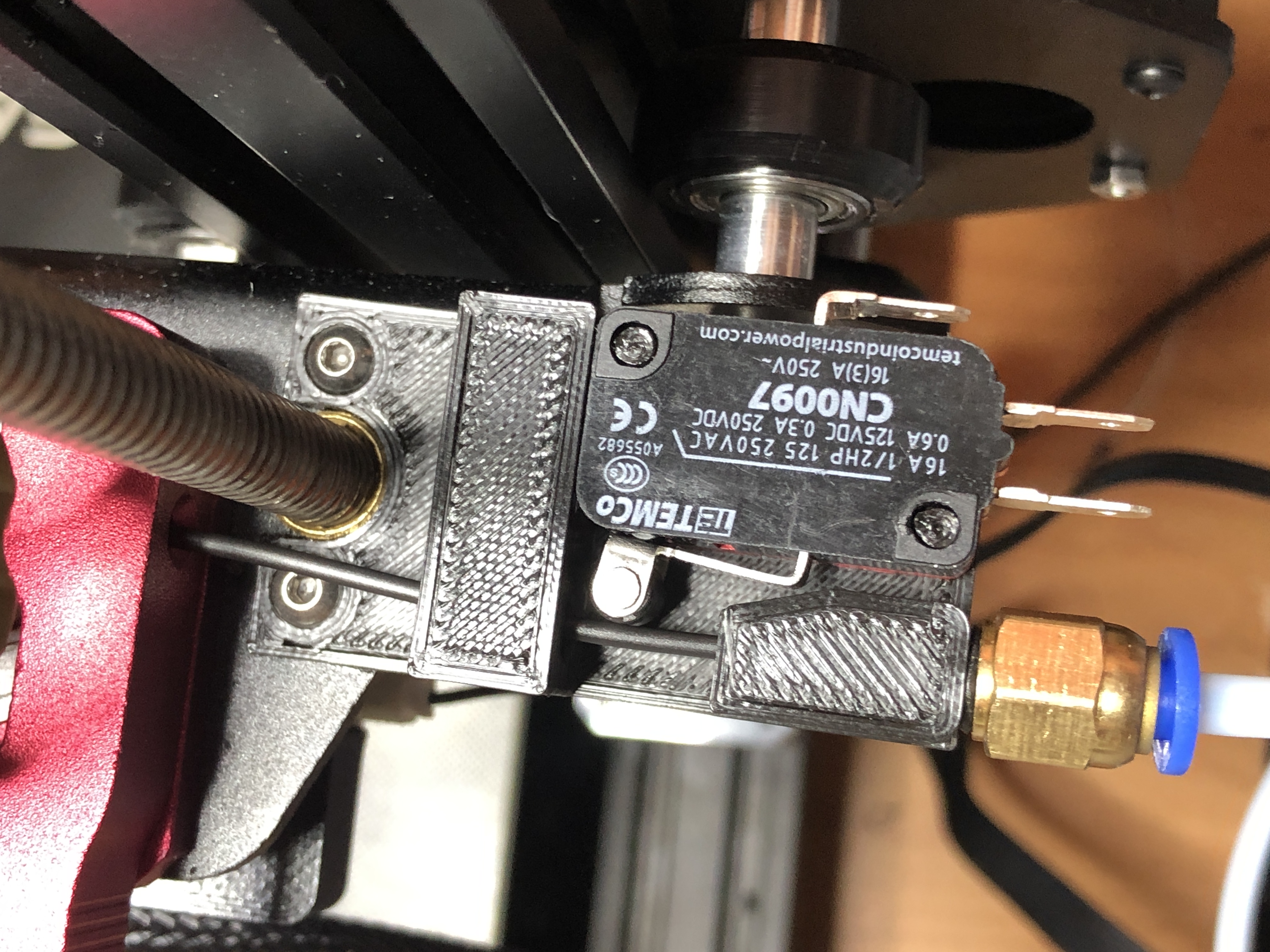 Ender 3 -Filament Runout Sensor - PFTE Tube connector ready
