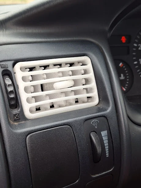 Corolla AE101 Air Conditioner Outlet