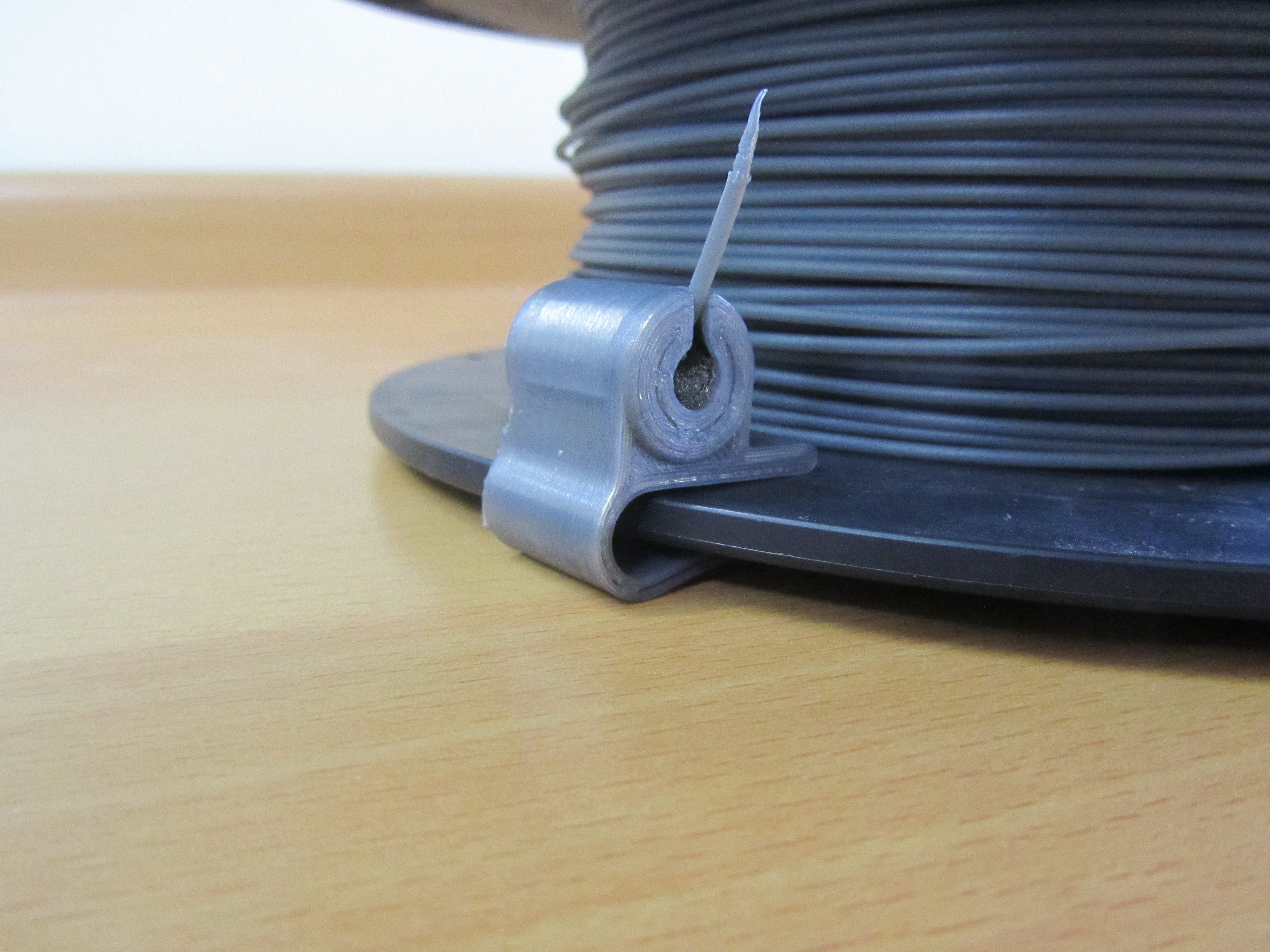 filament oiler clip