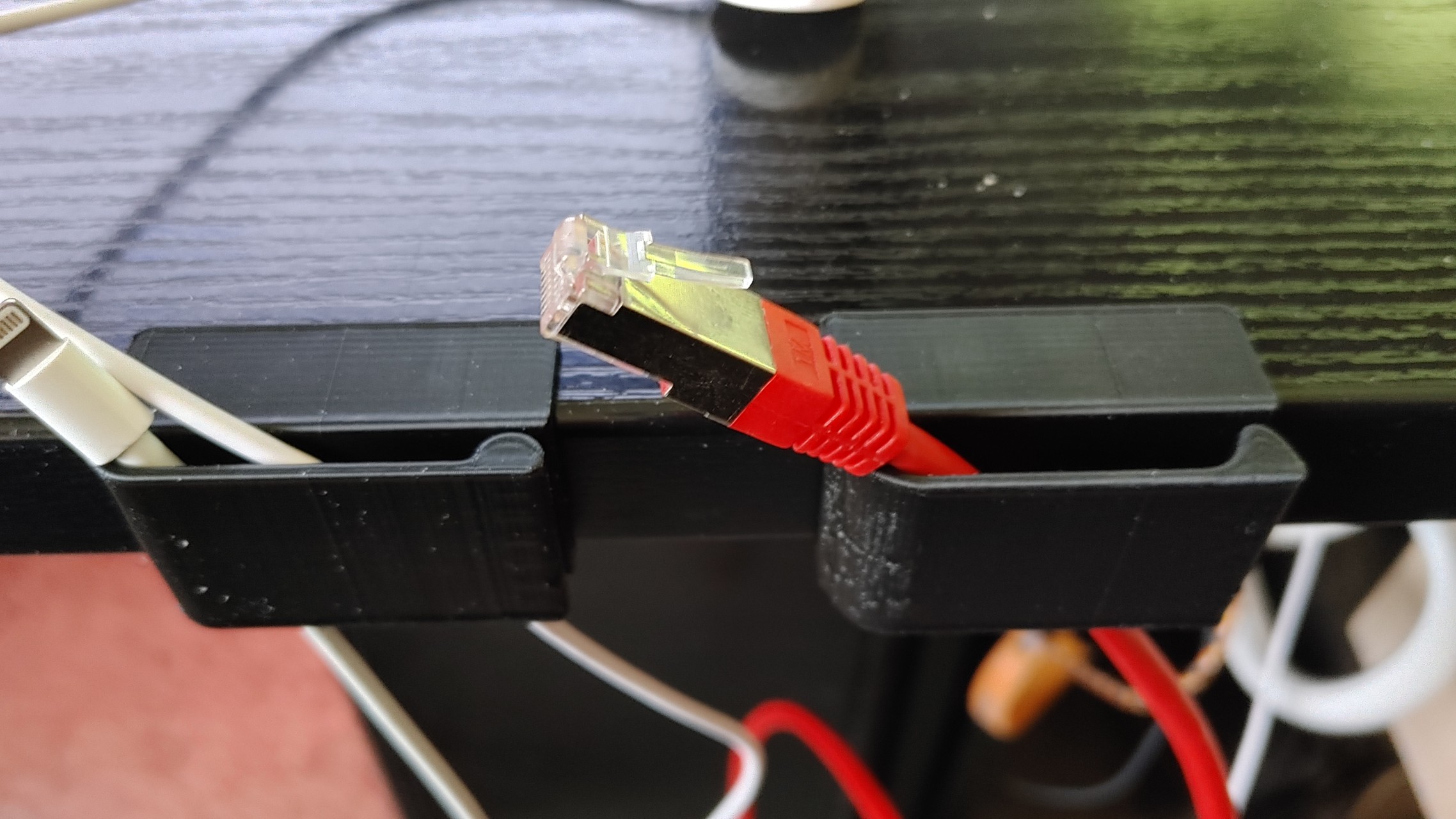 Cabel Clip/Kabel Clip for 25mm Tabel top