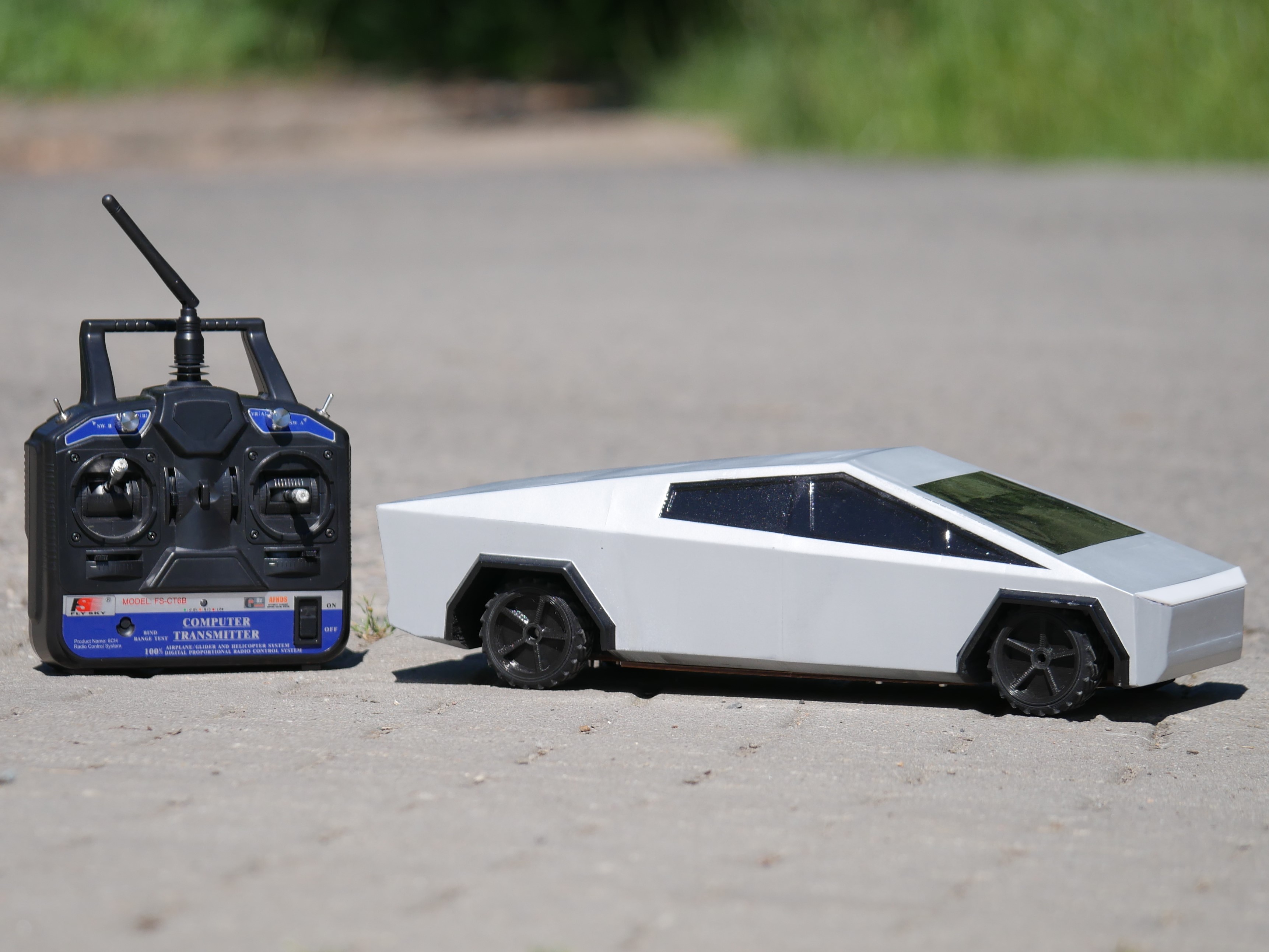 3D Printed RC Tesla Cybertruck