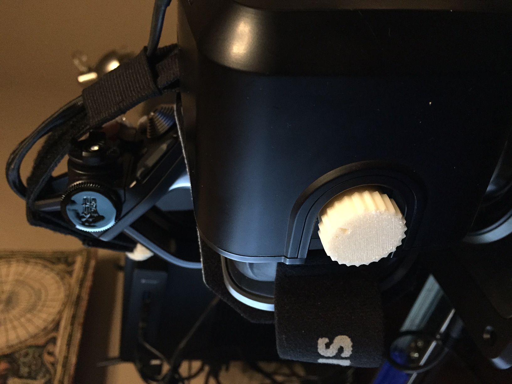 Better Eye Relief Knob for Oculus Rift DK2