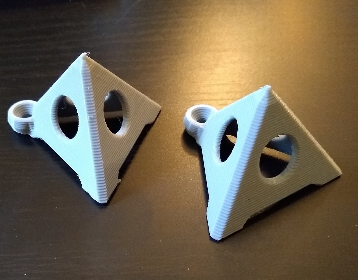 Workshop Painting Pyramid Stands