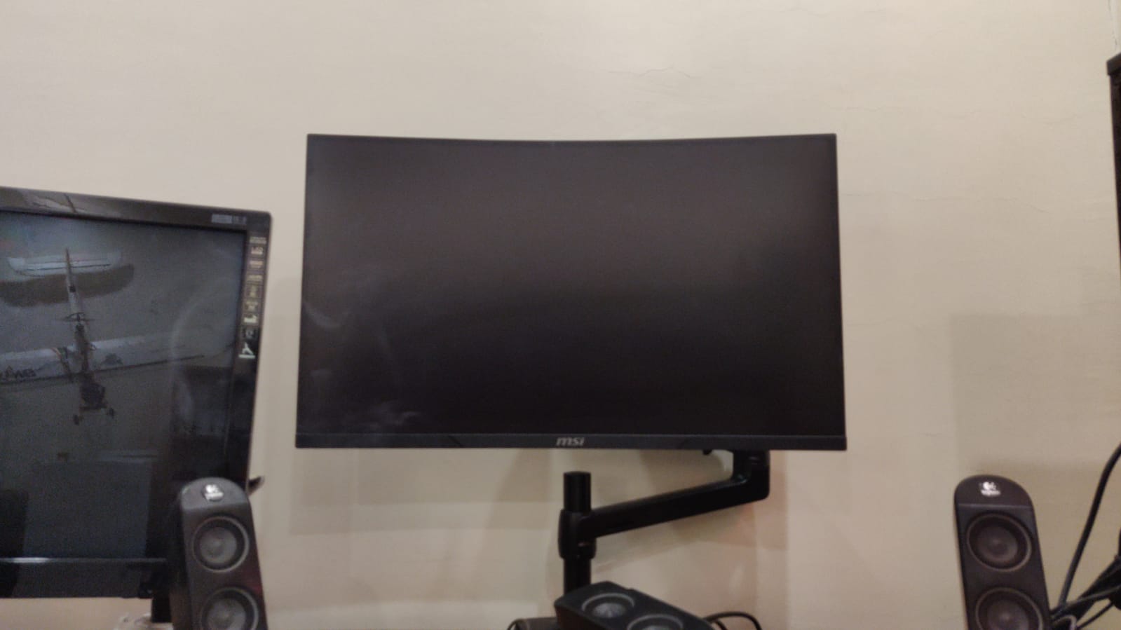 MSI MAG27CQ Adapter for AmazonBasics Vesa Mount