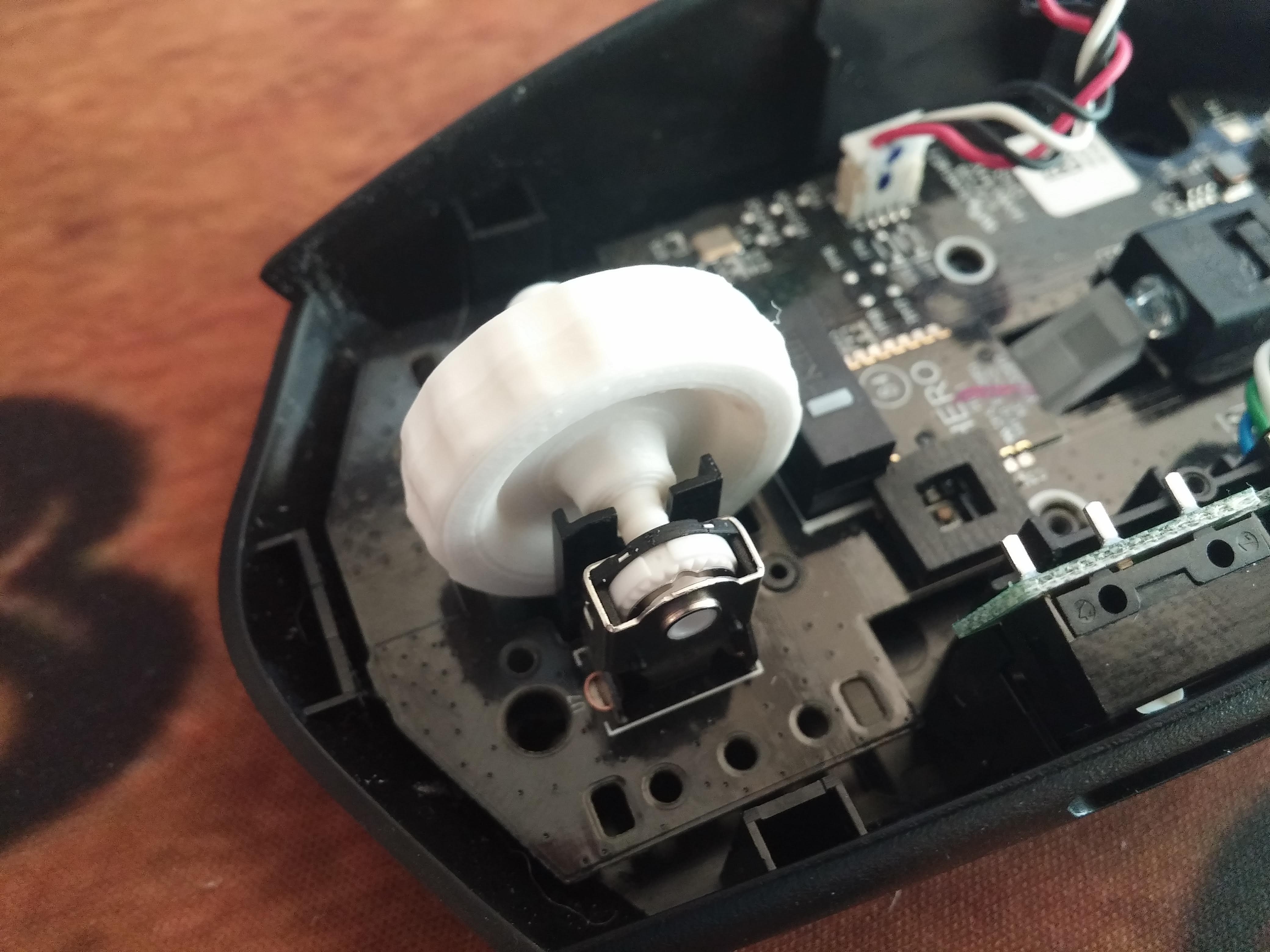 G305 Mouse Wheel