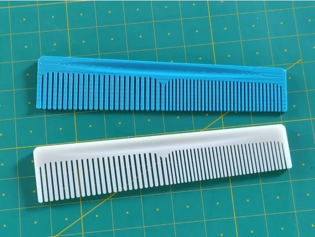 Haarkamm / Peine para el cabello