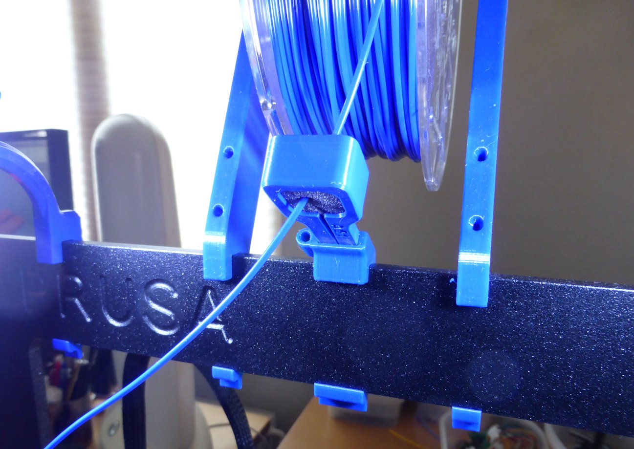 Prusa i3 MK2S/2.5/3 Filament Guide Dust Clearner for ClipOn base