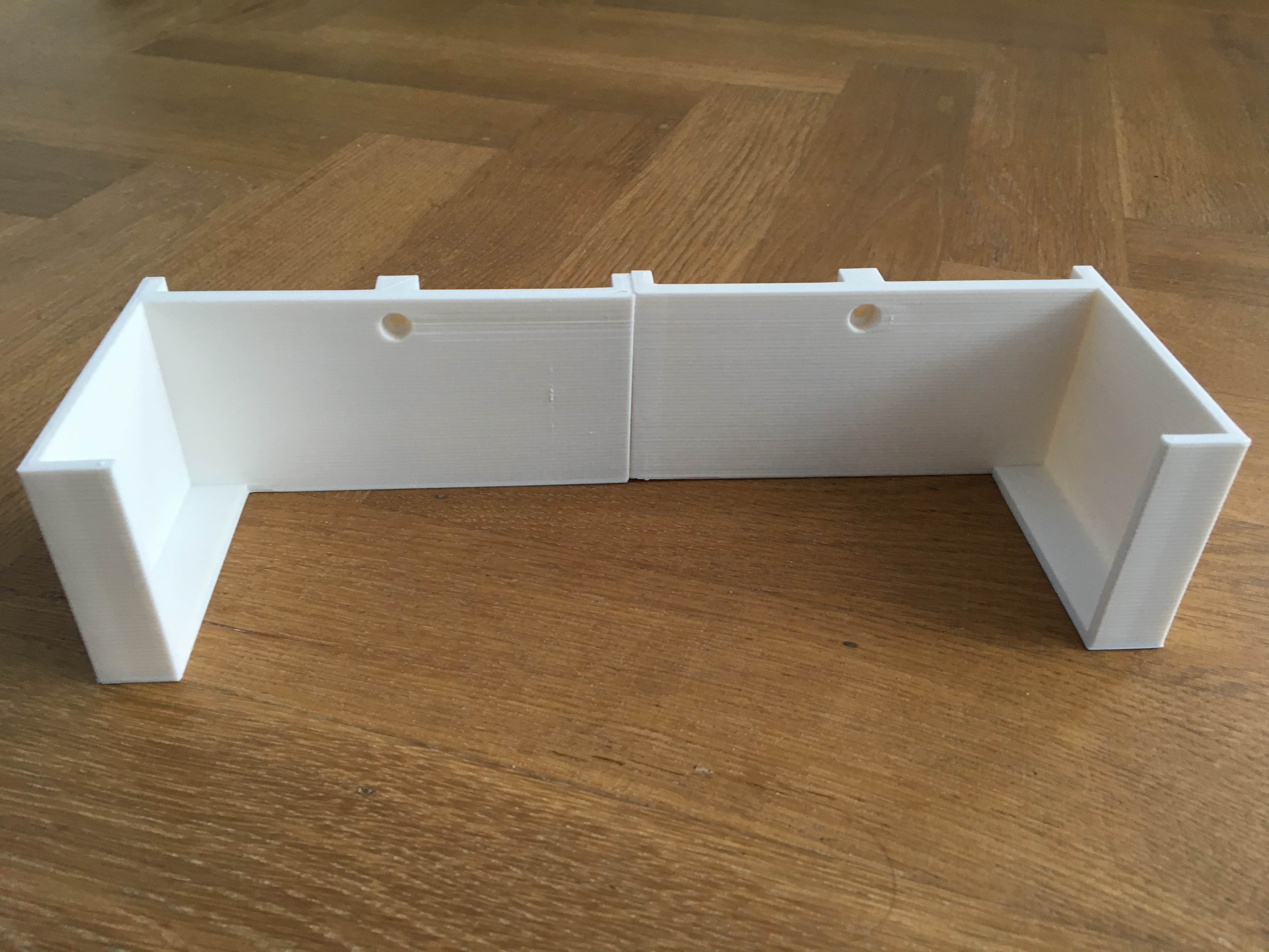 Dosing pump holder