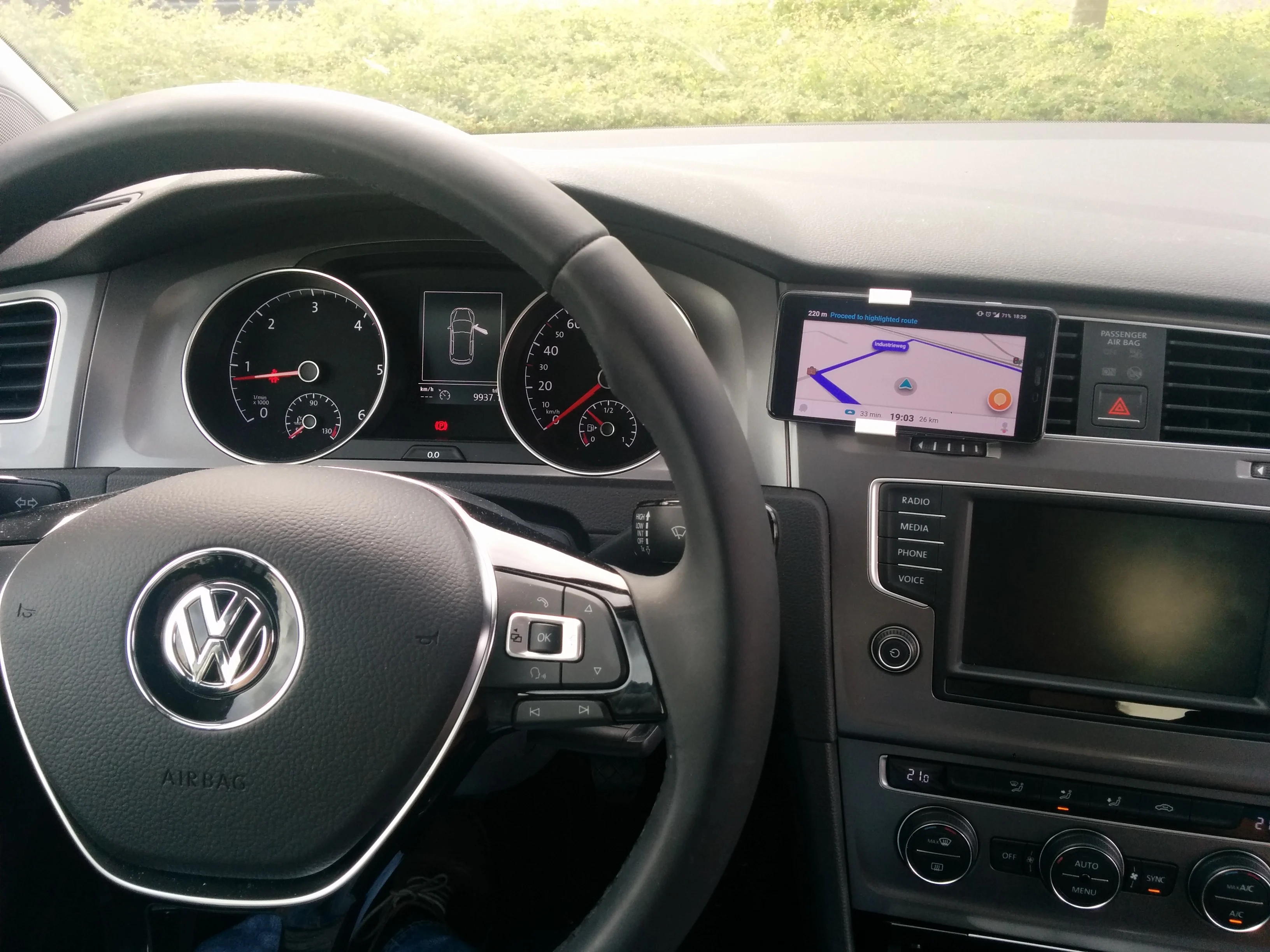 customizable smartphone holder for car
