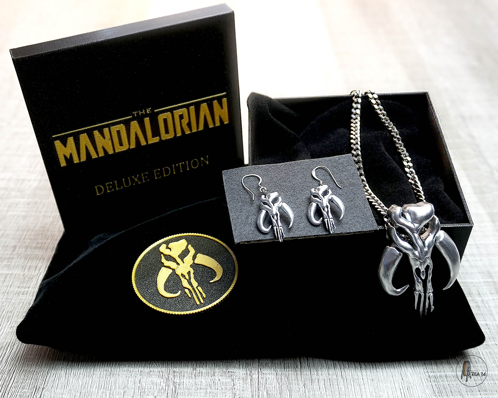 Mandalorian earrings and necklace