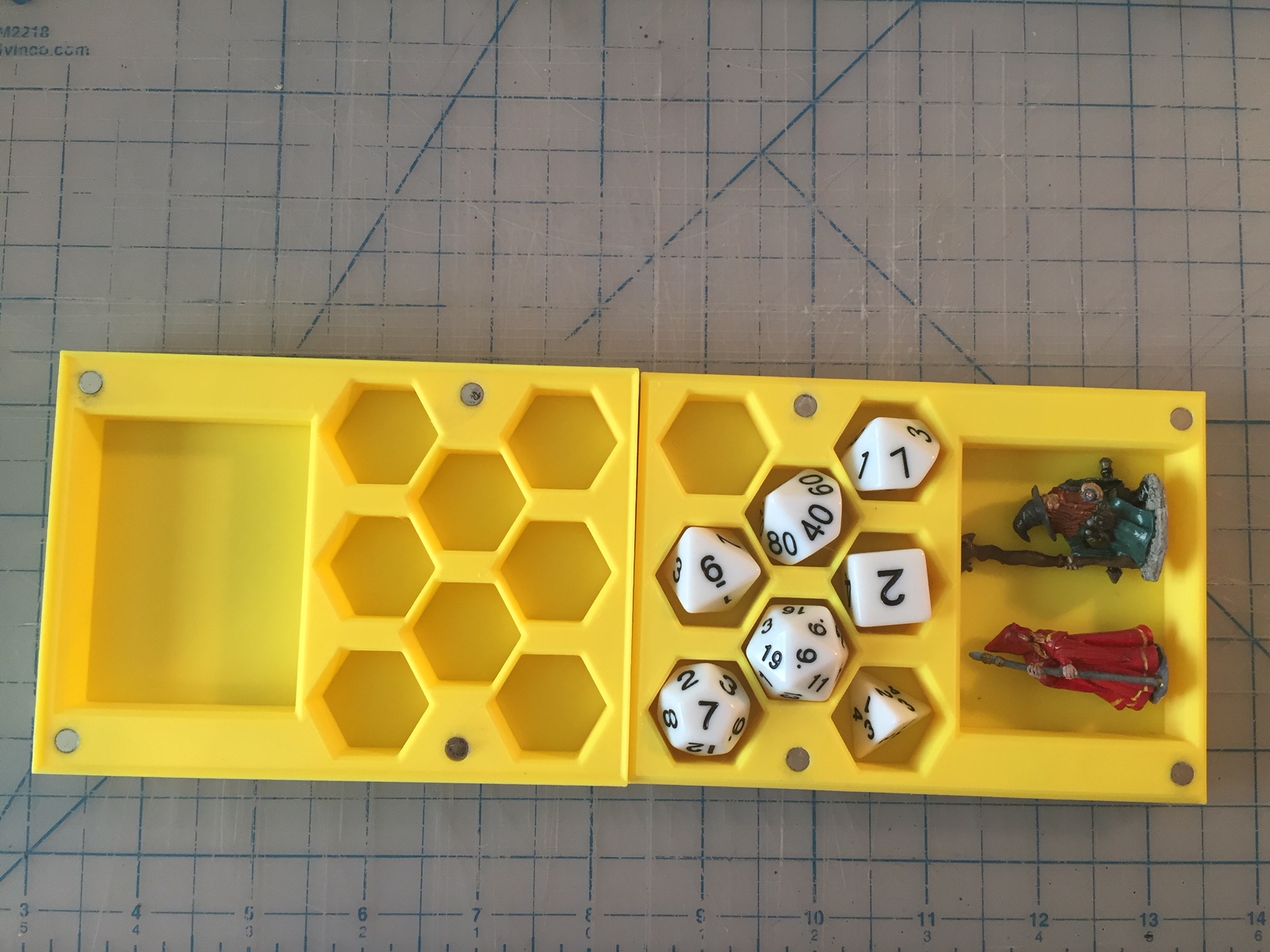 Dice Box + Mini Holder
