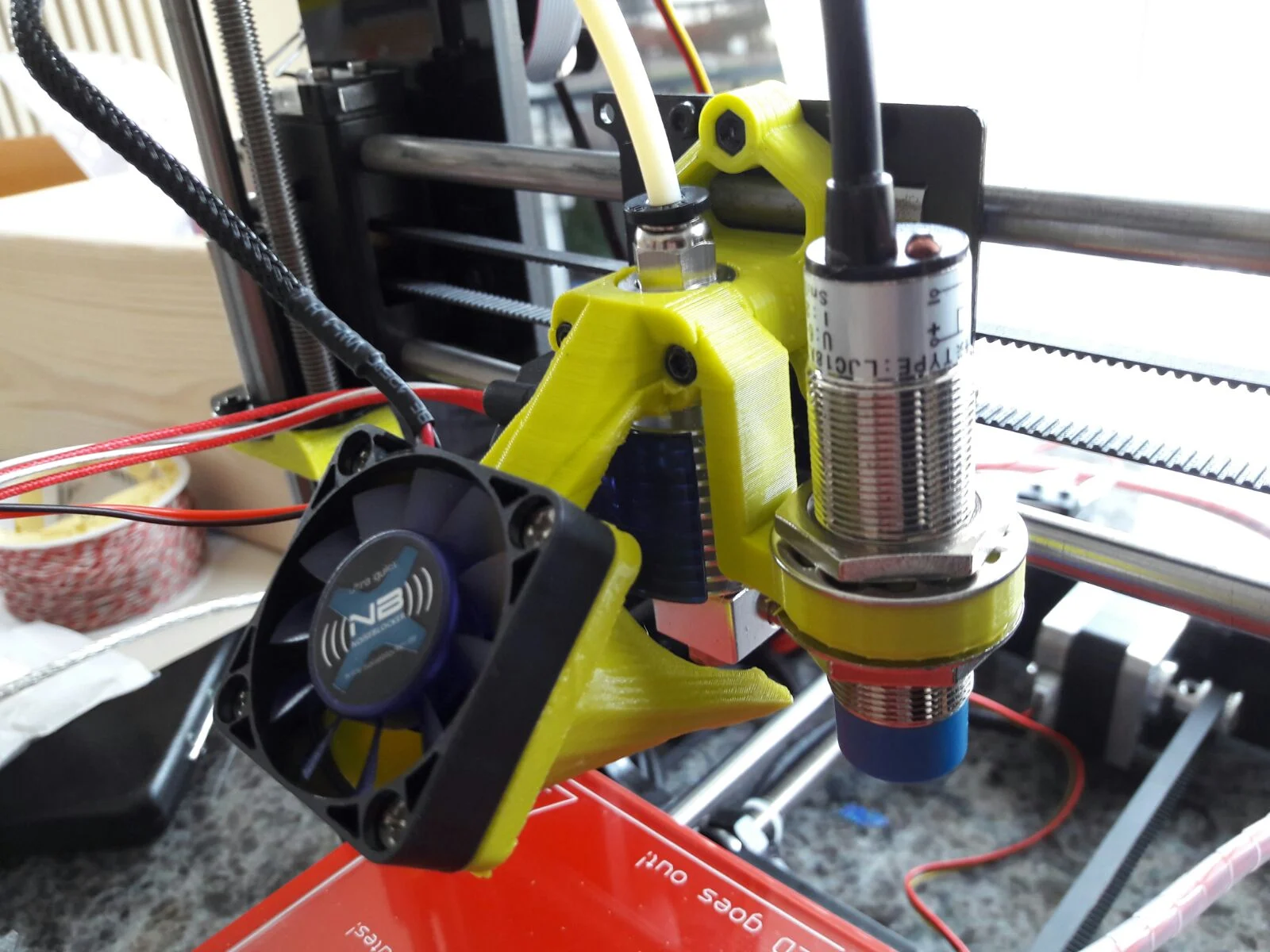 Geeetech i3 PRO B E3D extruder holder with 18mm/12mm abl-sensor mount and 40mm cooling fan