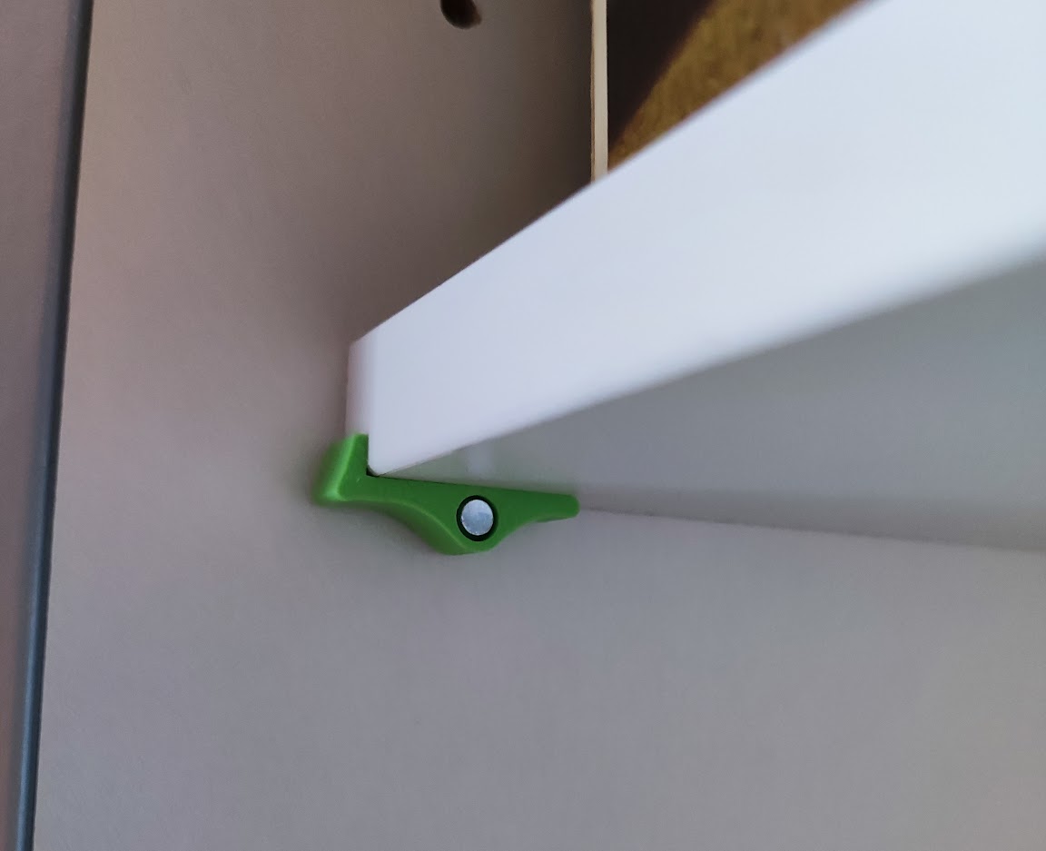 Fachbodenträger mit Rutschsicherung