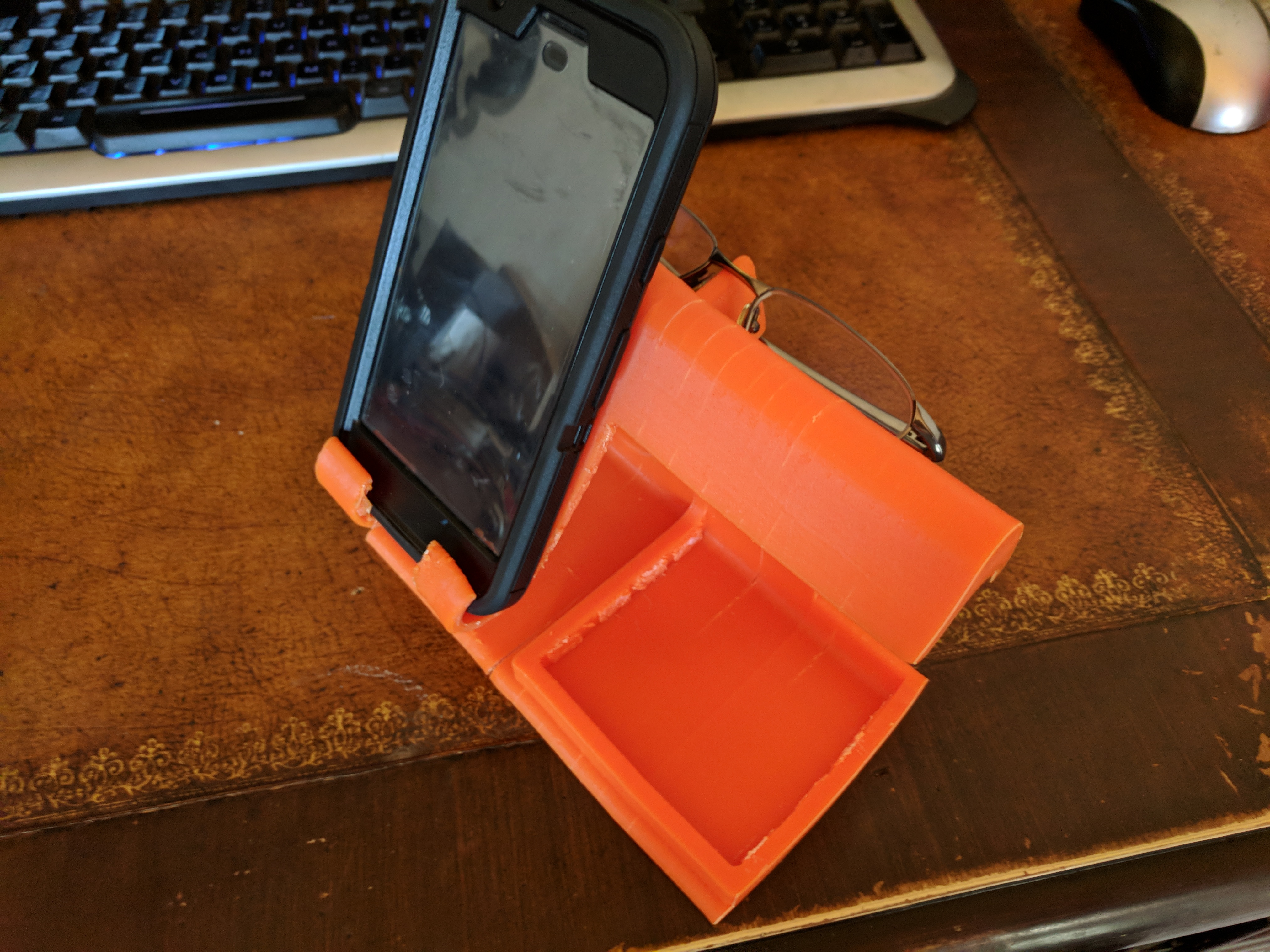 Phone/glasses/watch stand