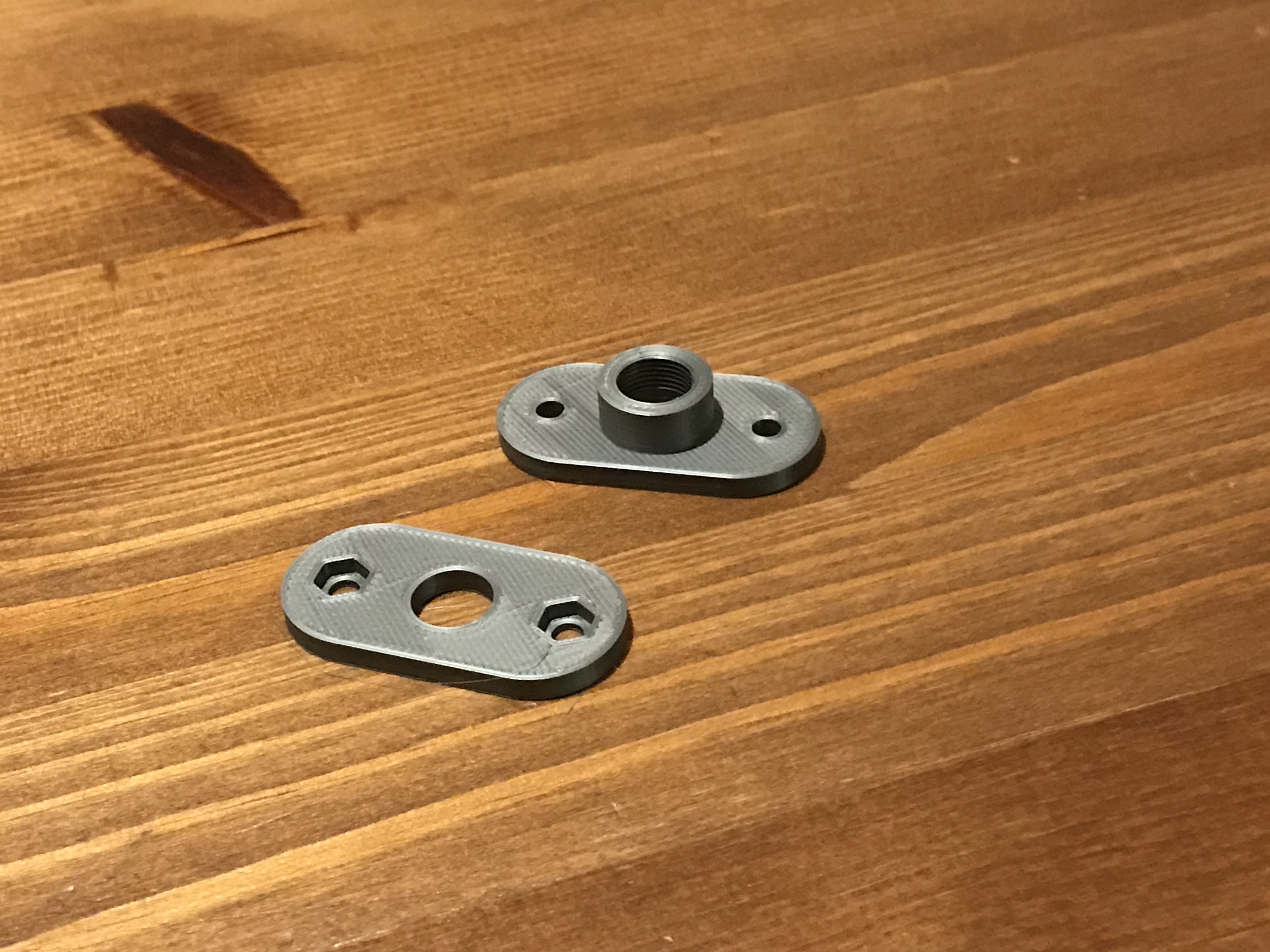 Filamant drybox pneumatic connector mounts