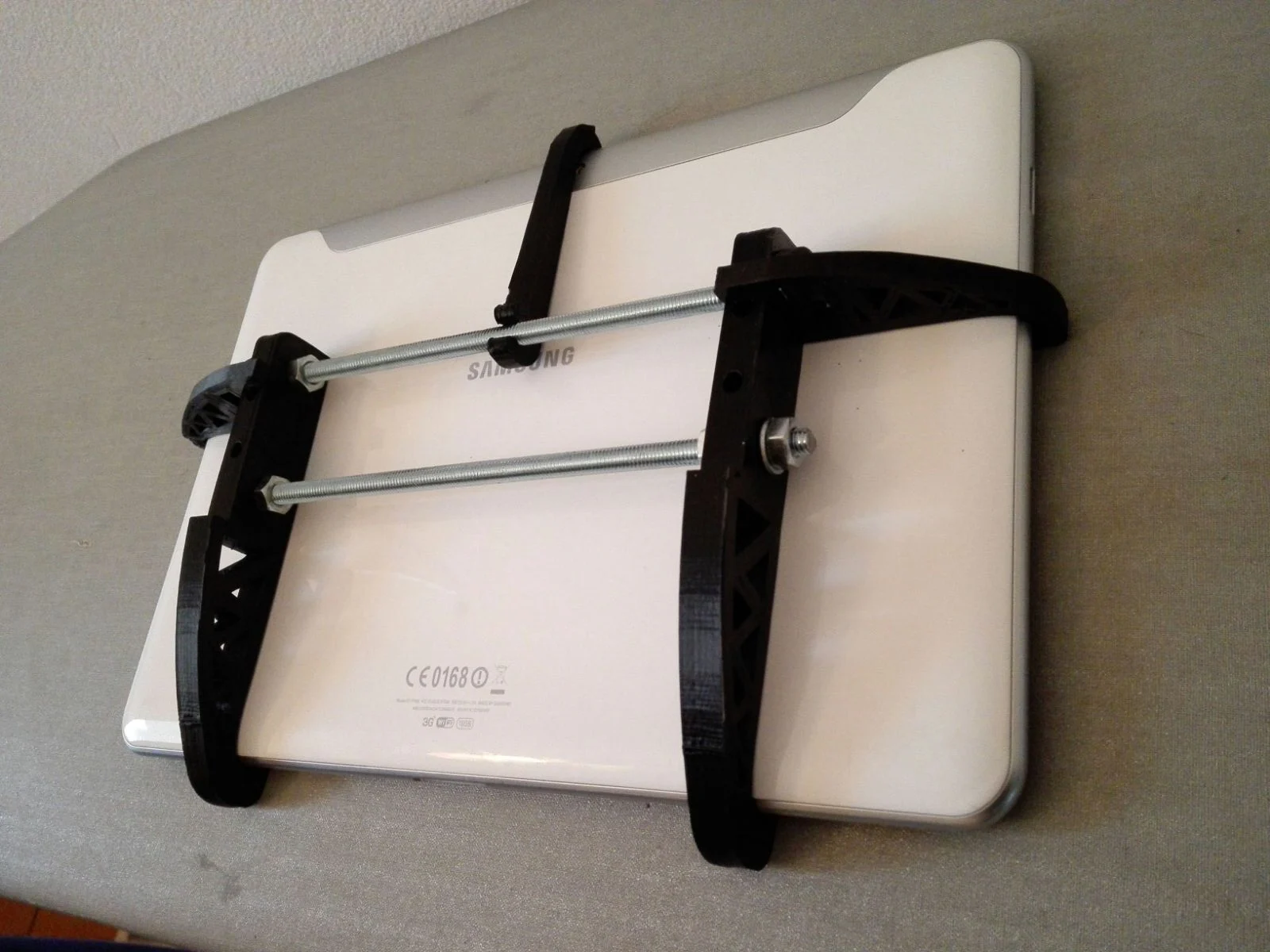 Heavy duty mount for Samsung S2.