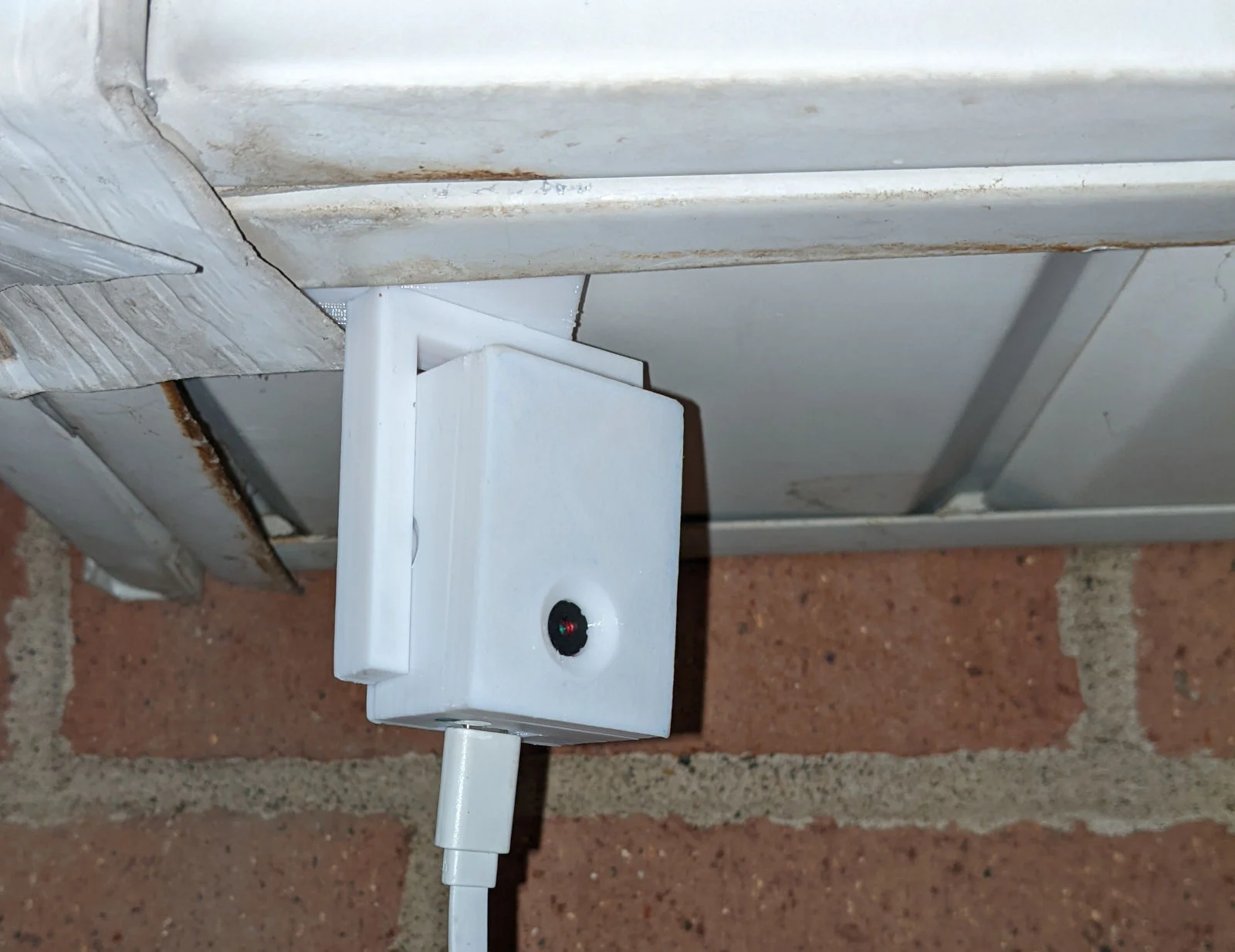 esp32-cam enclosure with micro-USB
