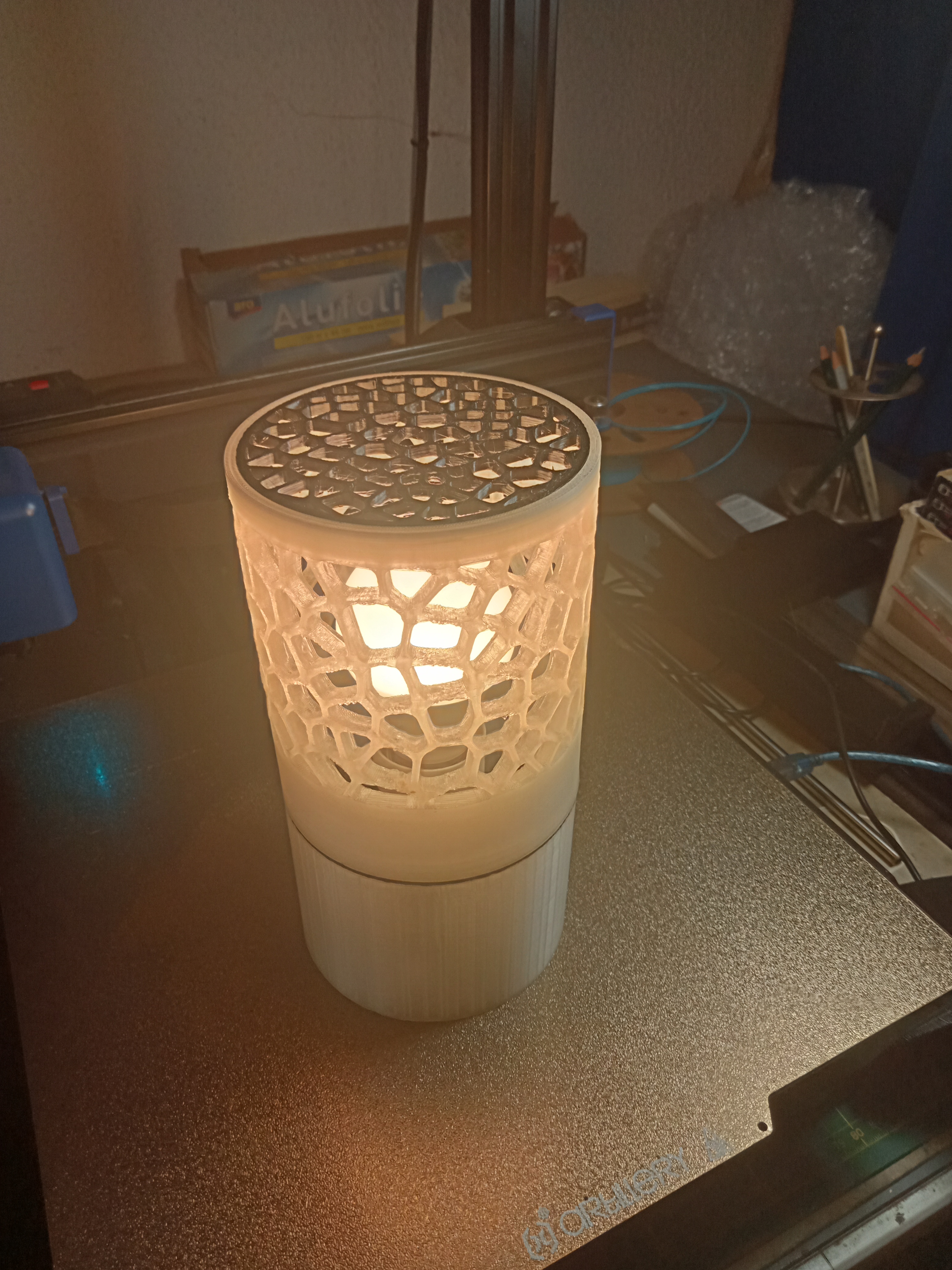 Voronoi Floor Lamp