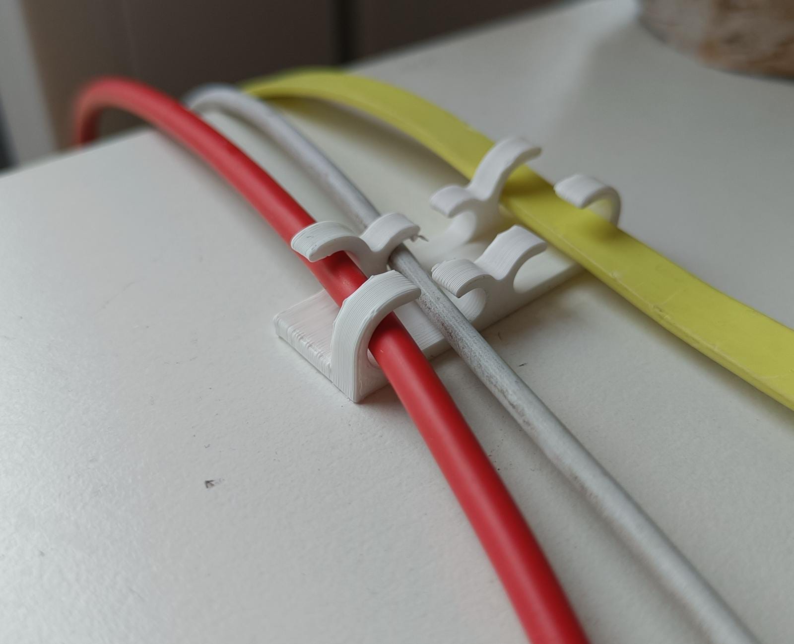 Cabel Desk Holder