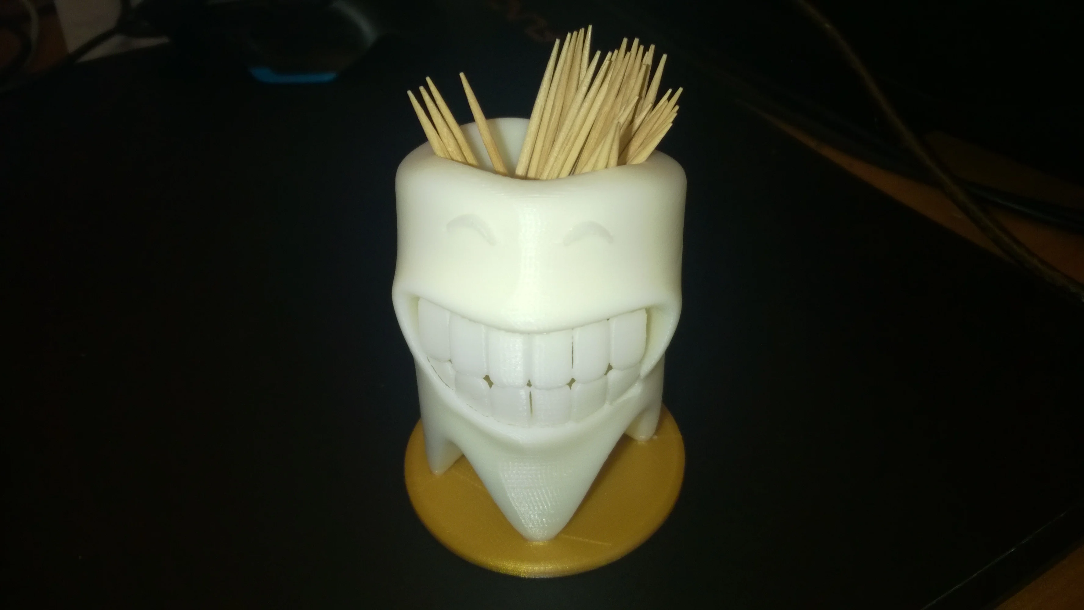 Distributeur de cure dent, Tooth cure dispenser