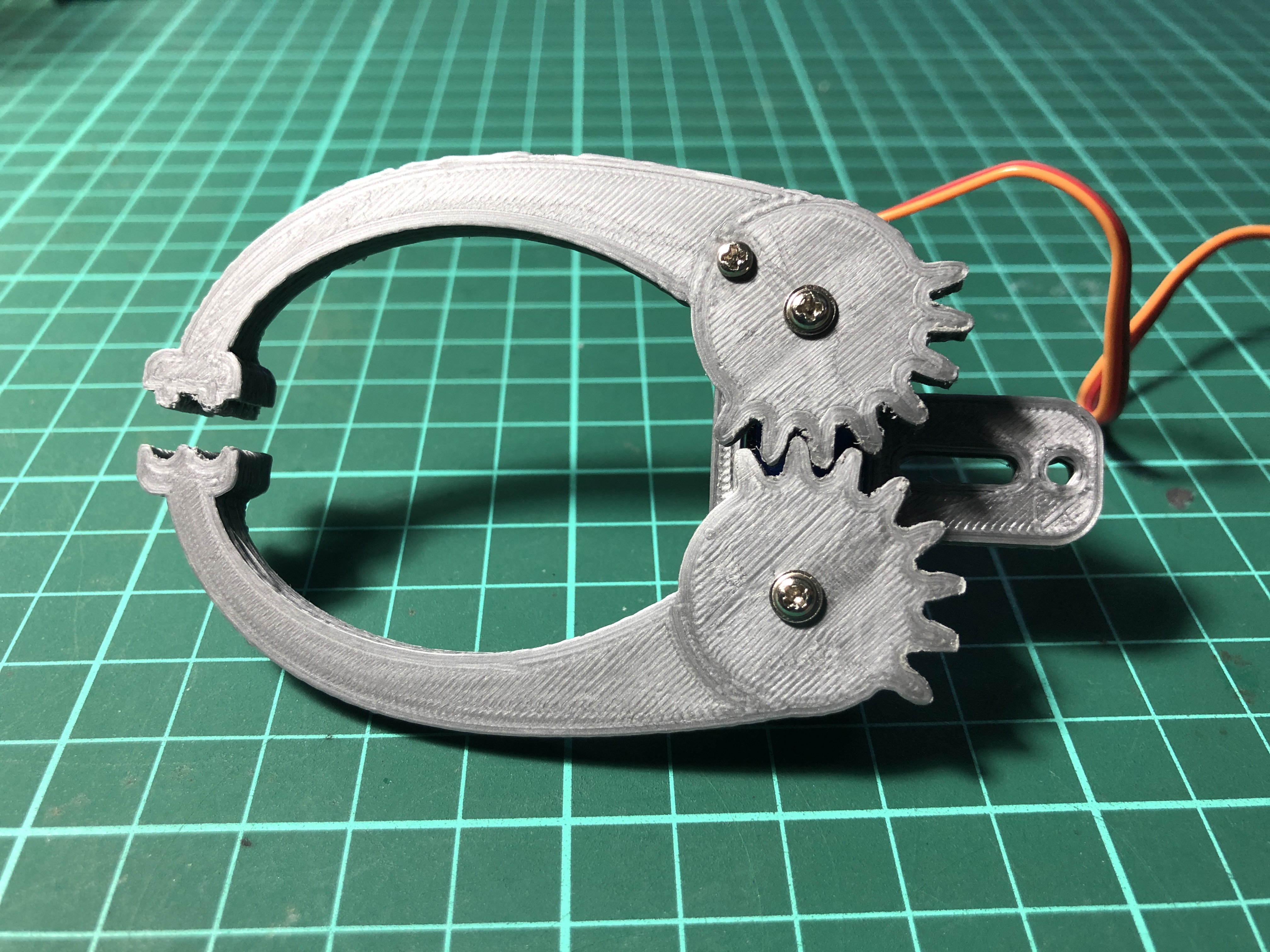 Servo Micro Gripper