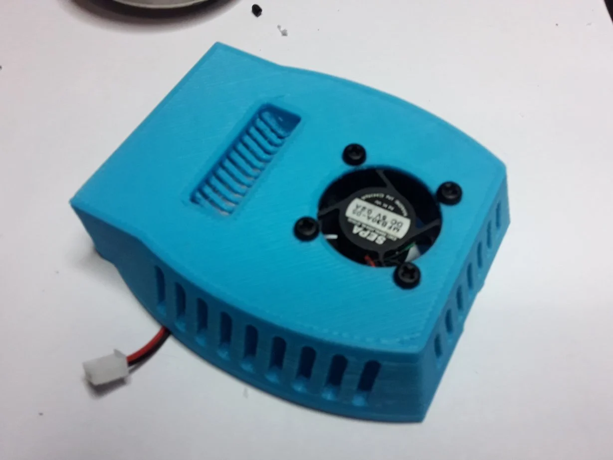 MY FAV PI case 30mm fan