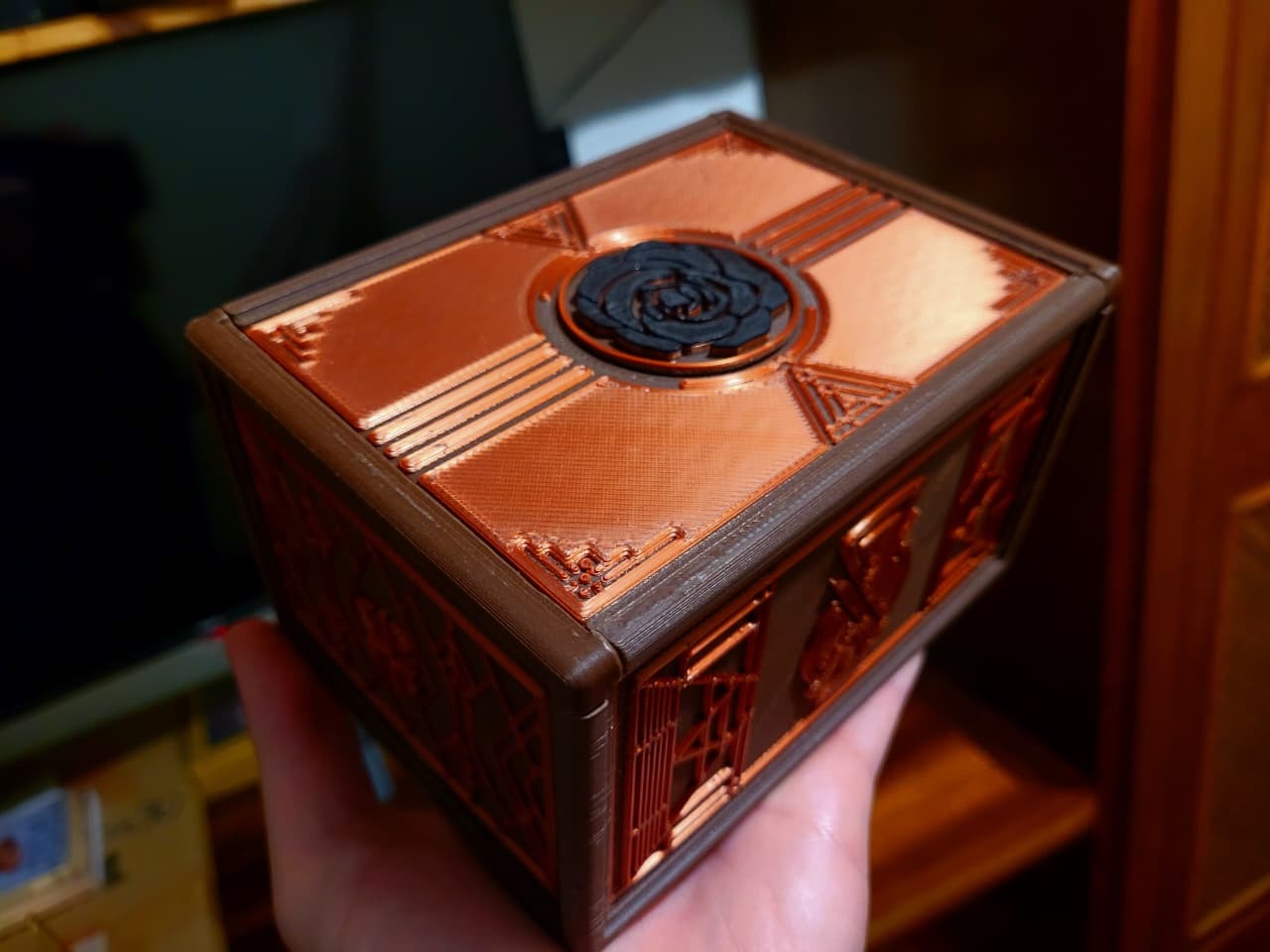 Edit: Art Deco Commander (EDH) New Capenna Deckbox