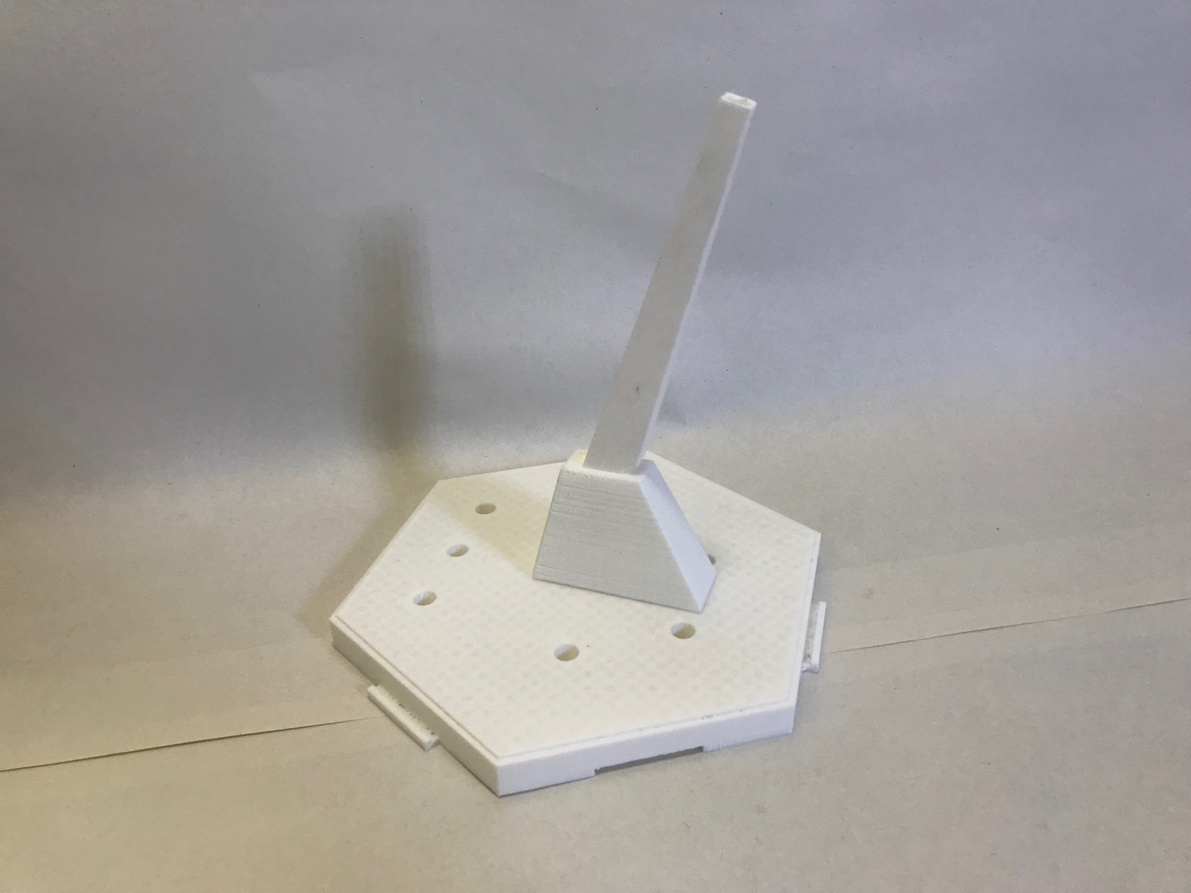 Gunpla Stand