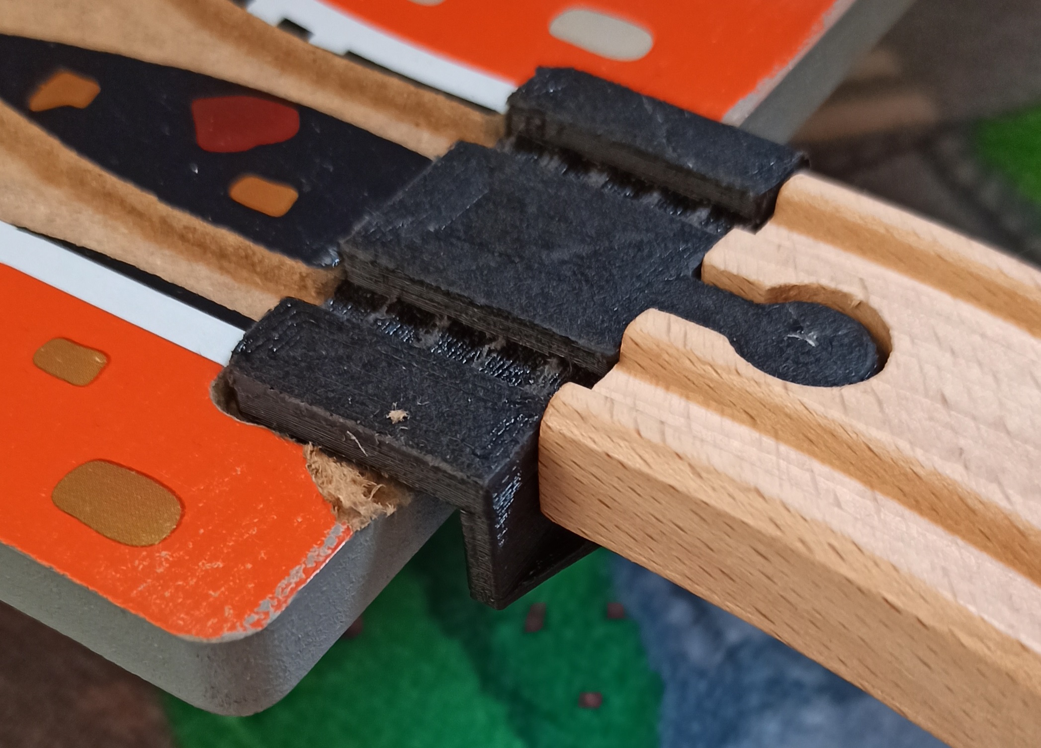 Wood_Train Fix for the Train Station - Brio,  Playtive