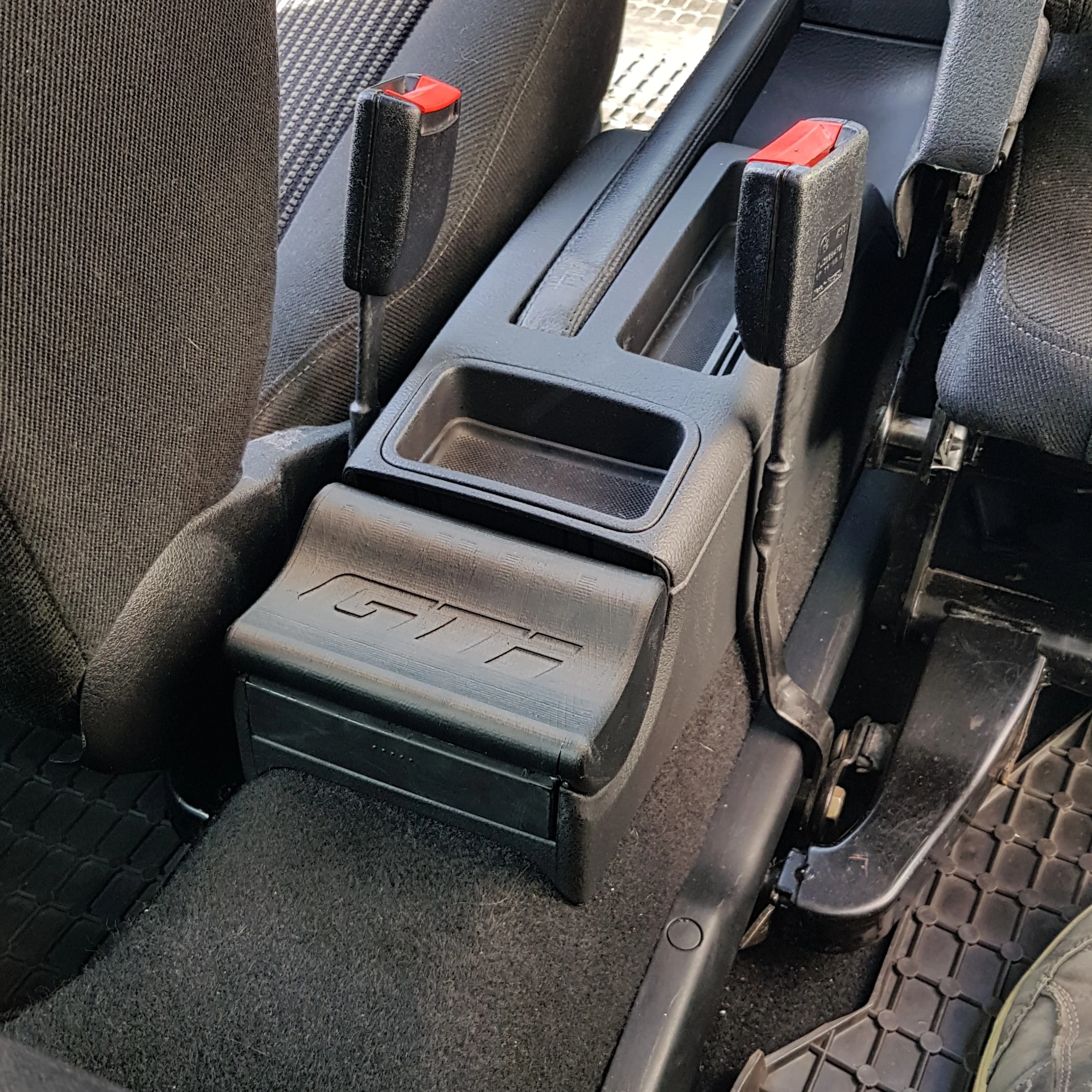 Golf iv (4) rear ashtray replacement